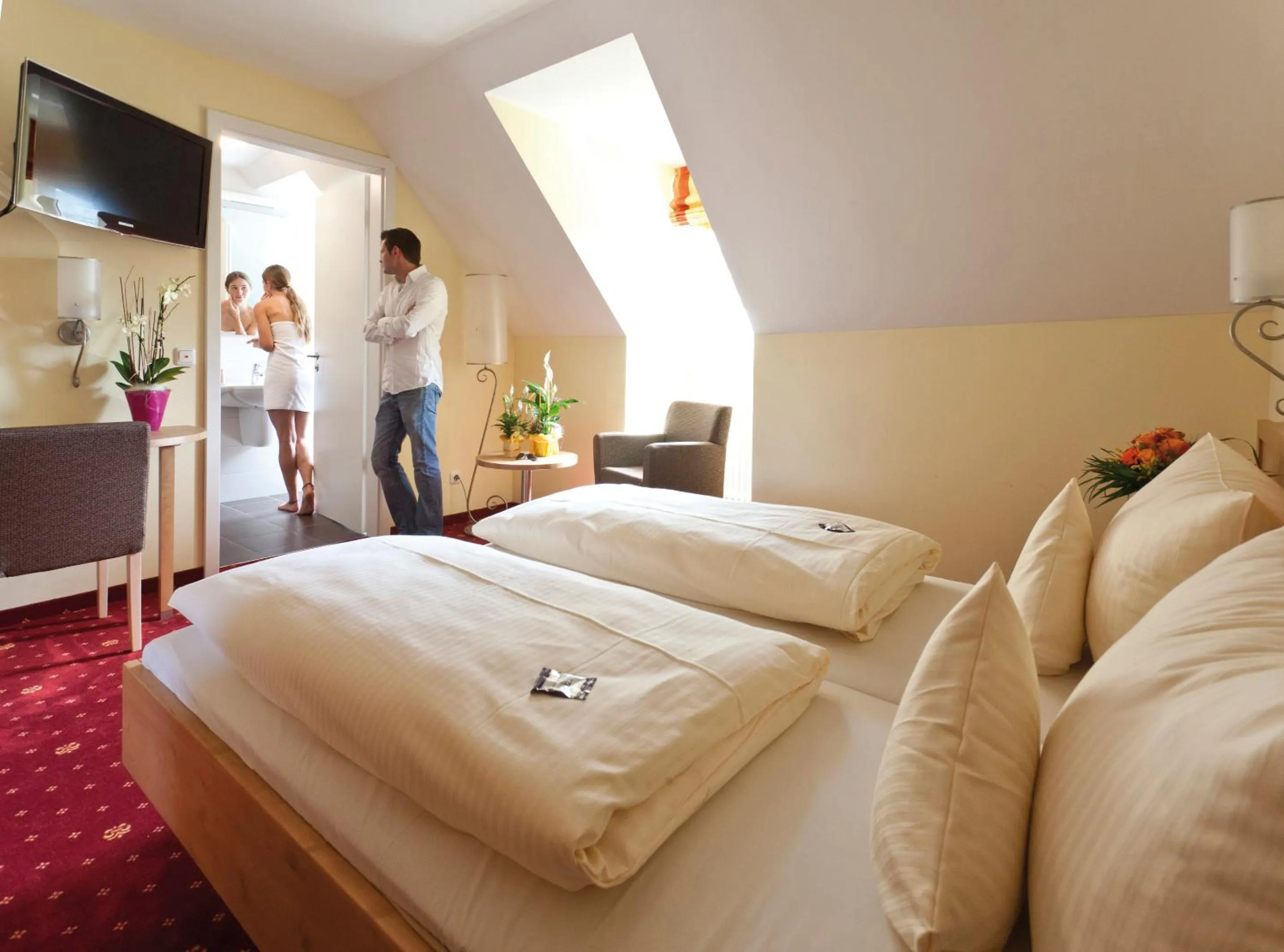 Photo of the whole room, Bed in Akzent Hotel Goldner Stern