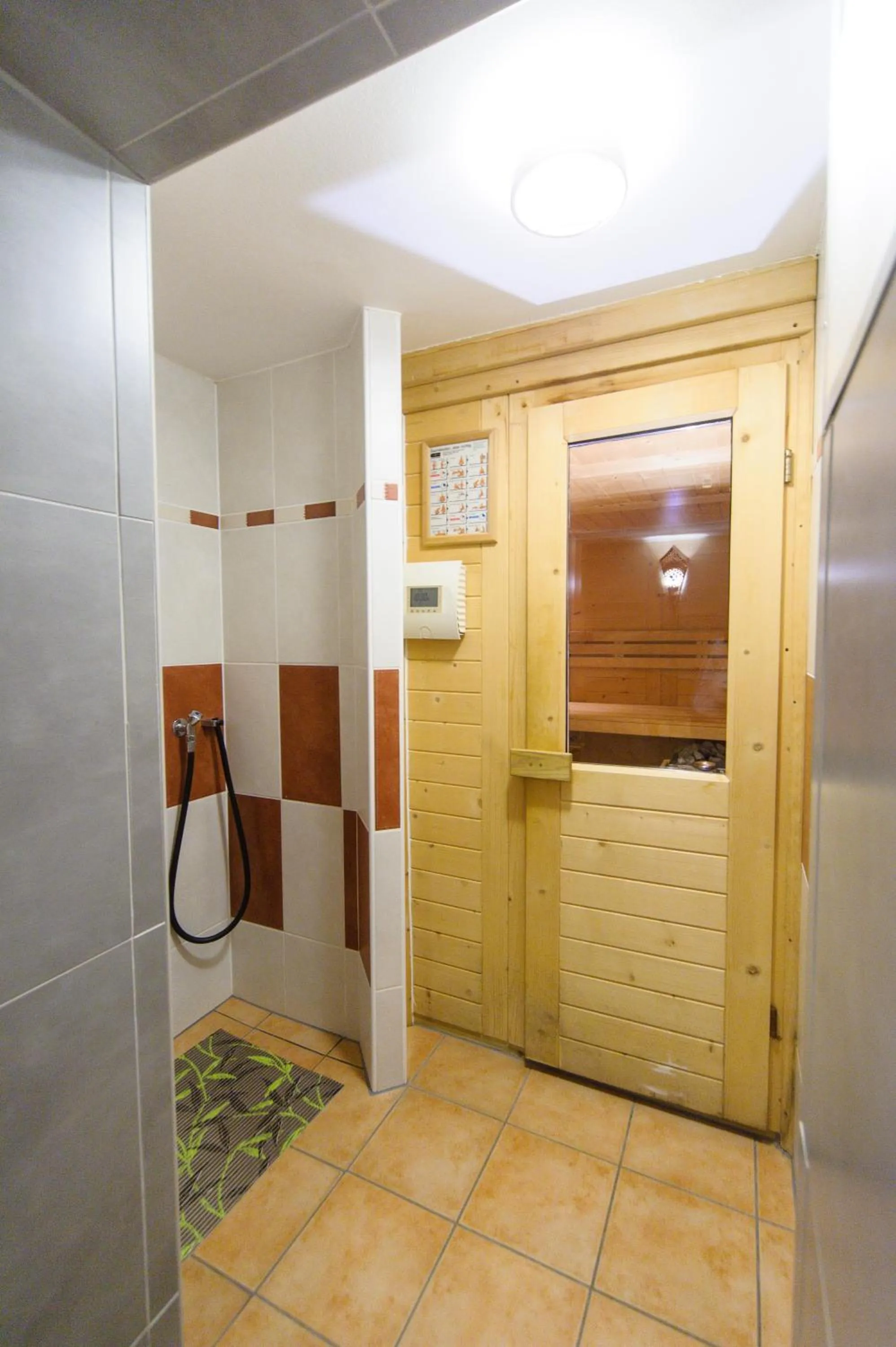 Hot Tub in Akzent Hotel Goldner Stern