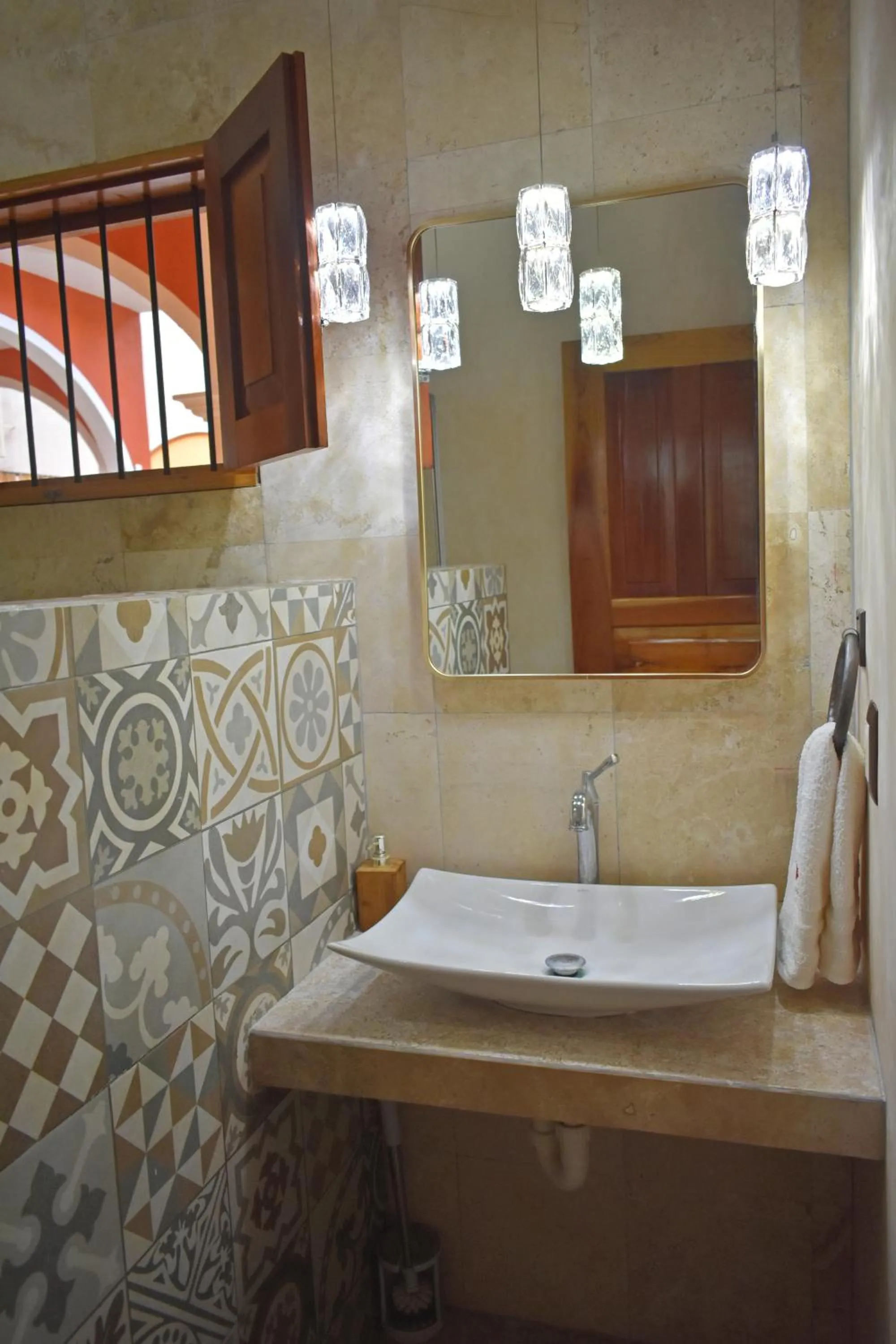 Shower in VILLA UNAHANA