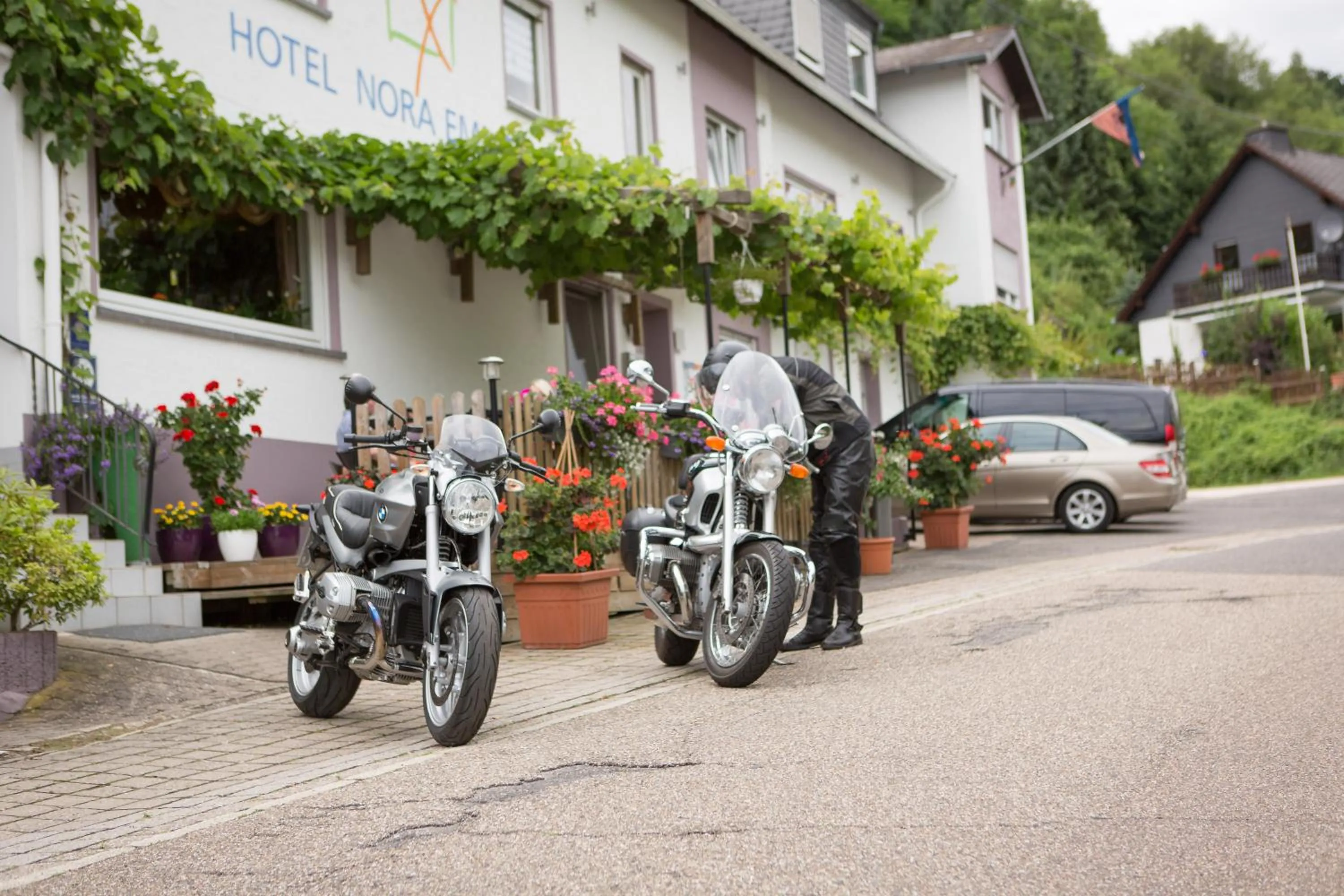 Facade/entrance in Hotel Emmerich