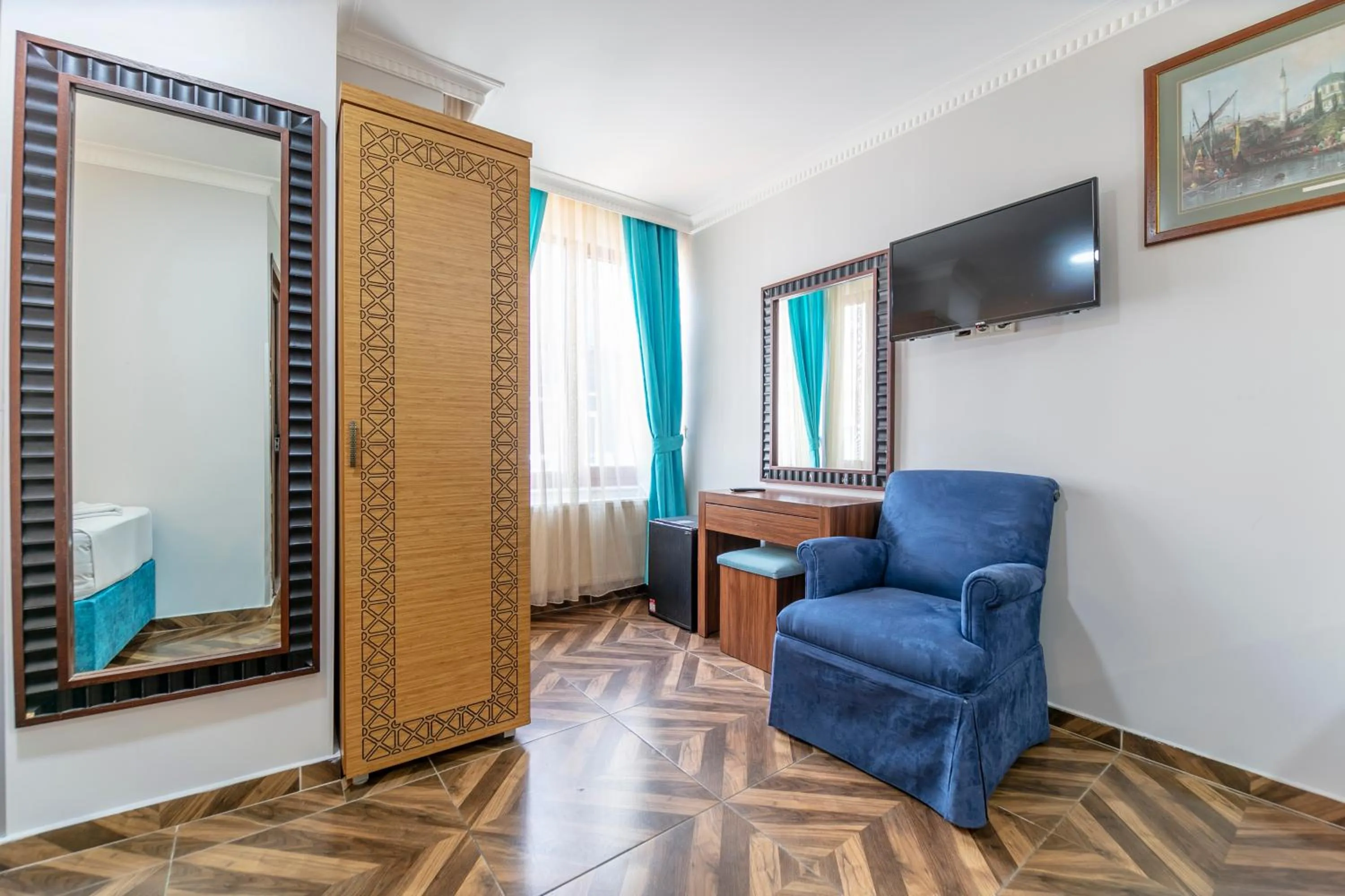 TV and multimedia in HOTEL ÜMİT YENİKAPI