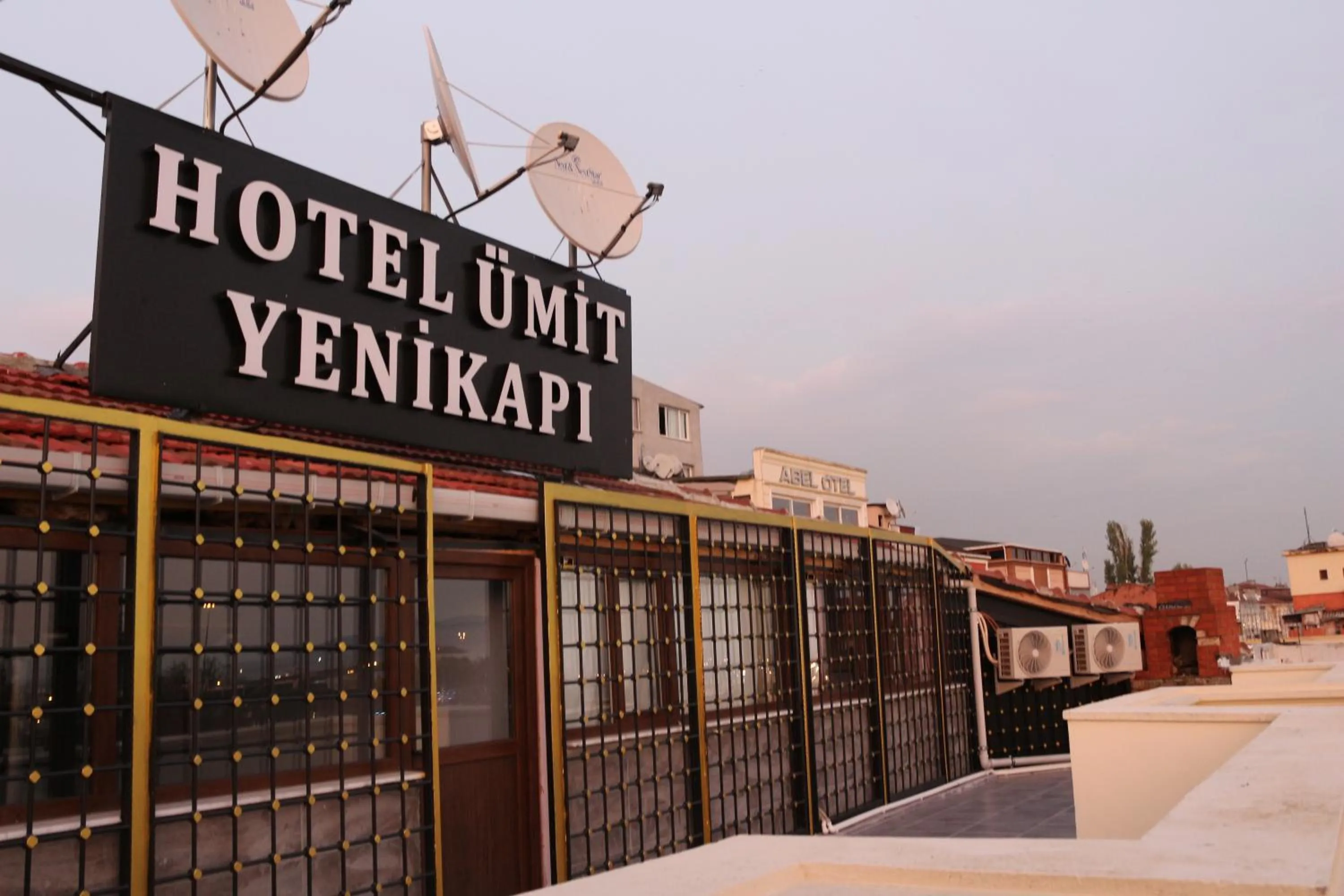 Text overlay in HOTEL ÜMİT YENİKAPI