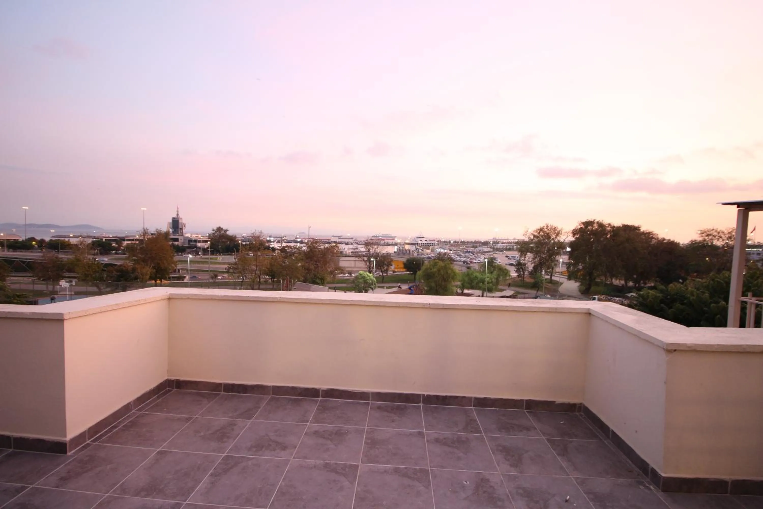 Day in HOTEL ÜMİT YENİKAPI