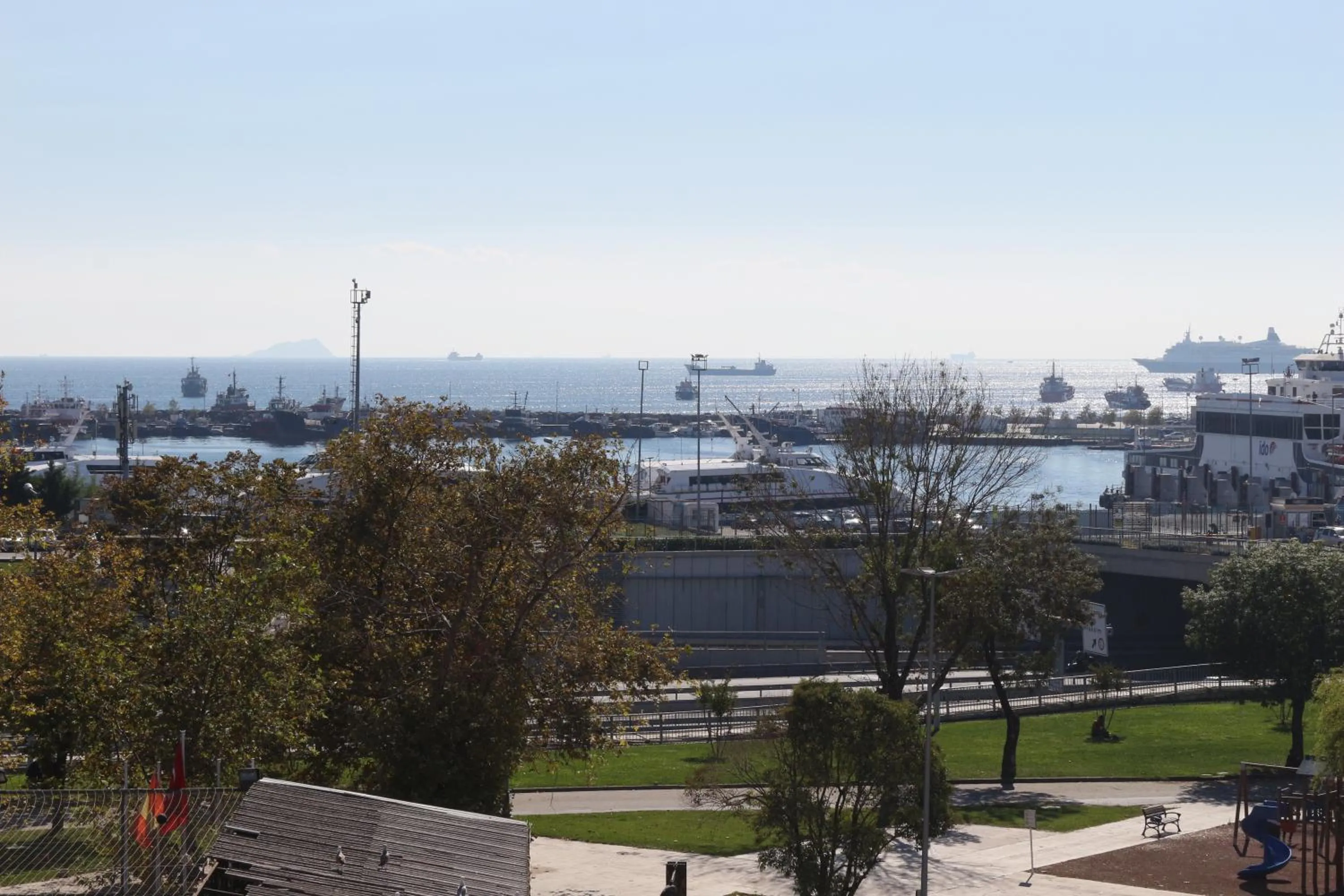 Sea view in HOTEL ÜMİT YENİKAPI