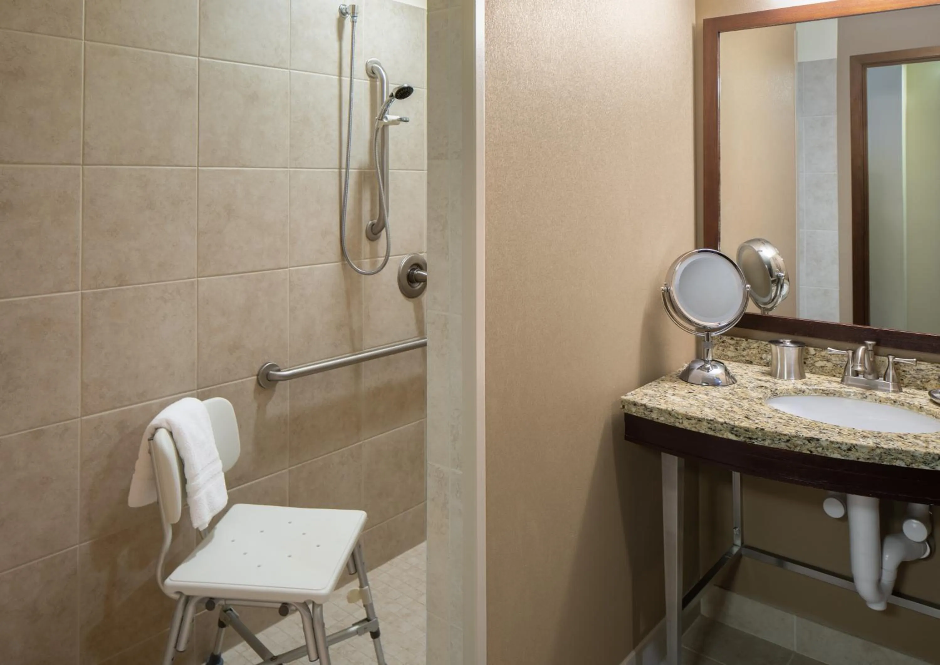 Bathroom in Riverside Casino & Golf Resort