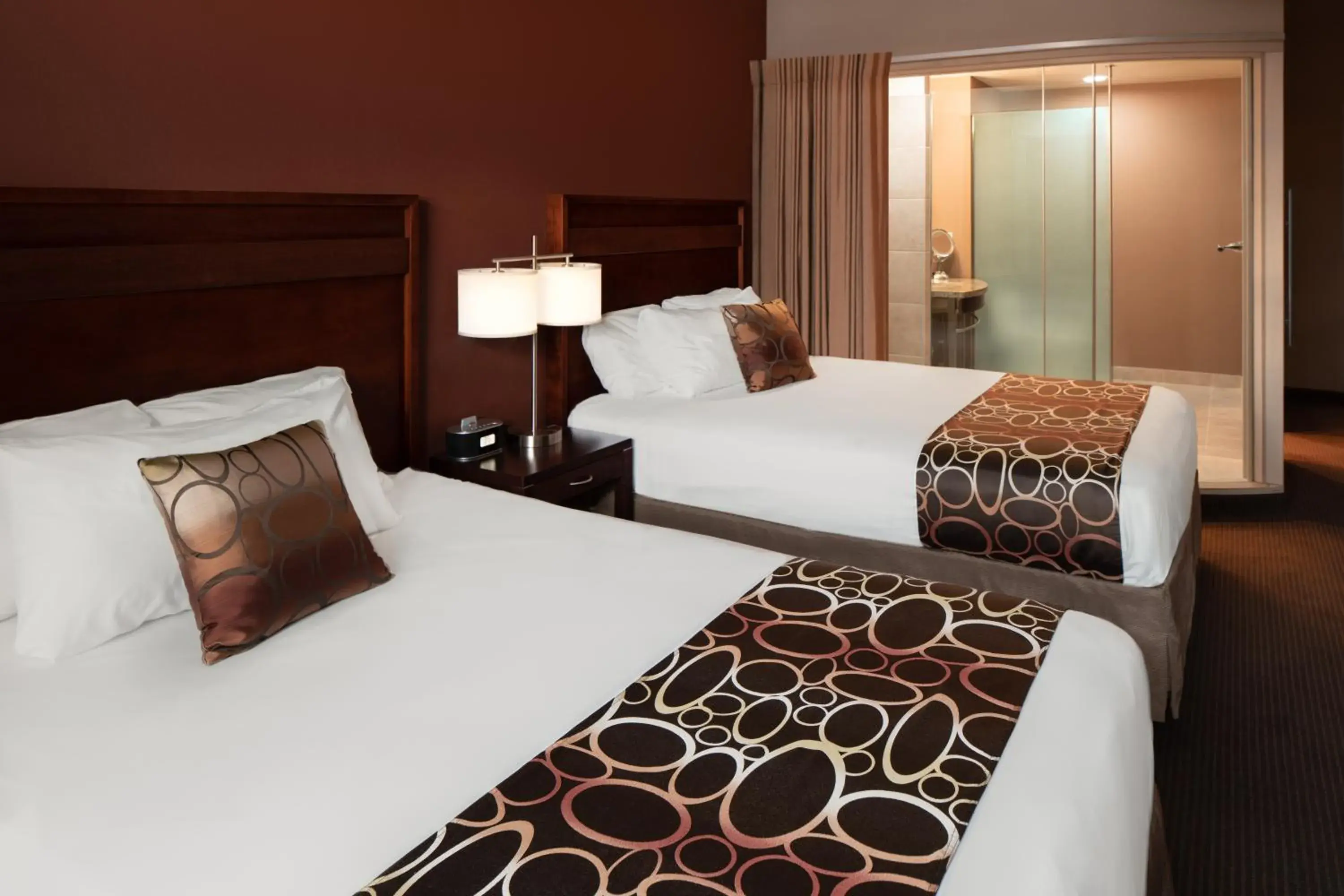 Deluxe Double Room in Riverside Casino & Golf Resort Deluxe Double Room in Riverside Casino & Golf Resort