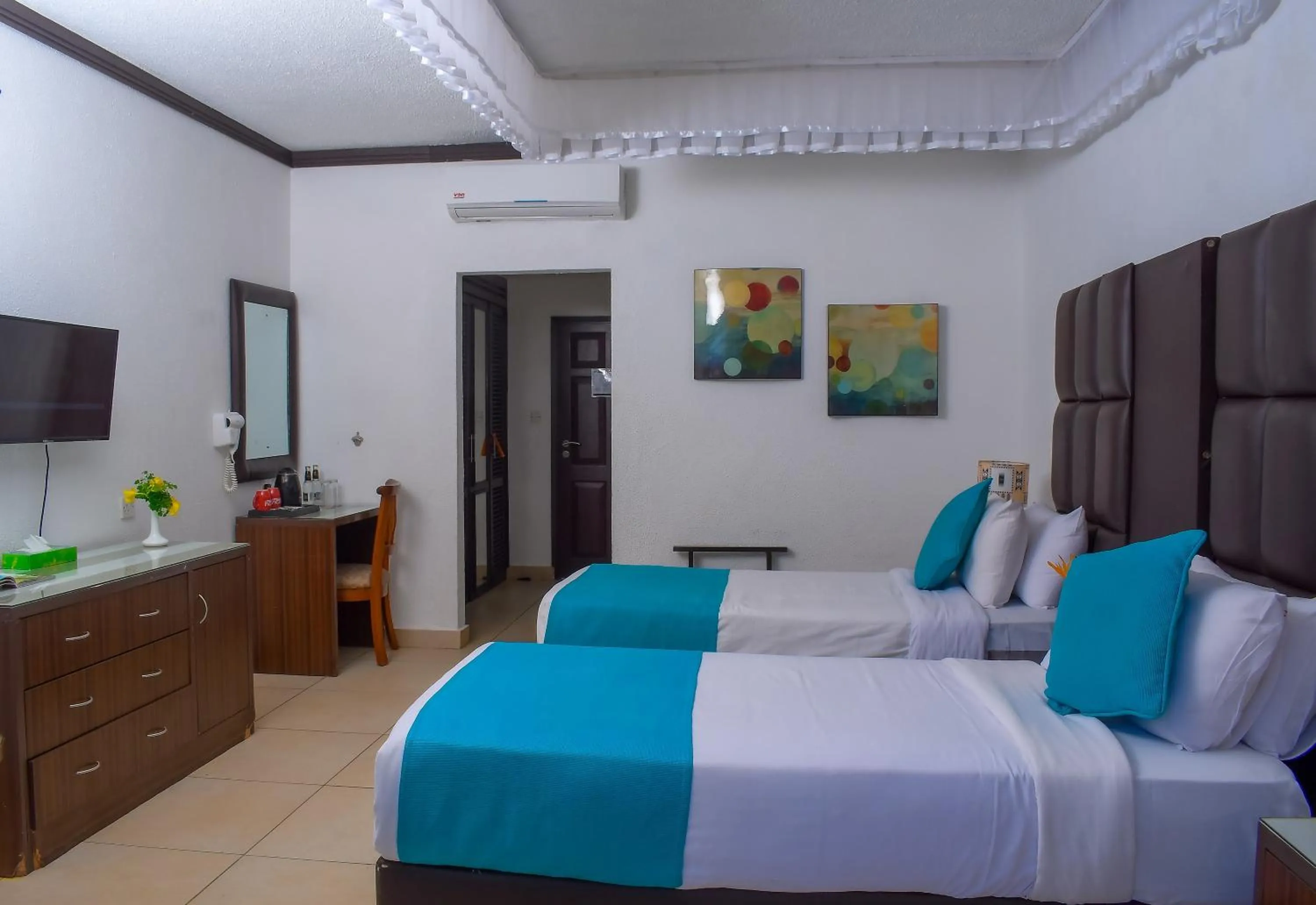 TV and multimedia, Bed in Cocoa Luxury Resort, Nyali, Mombasa