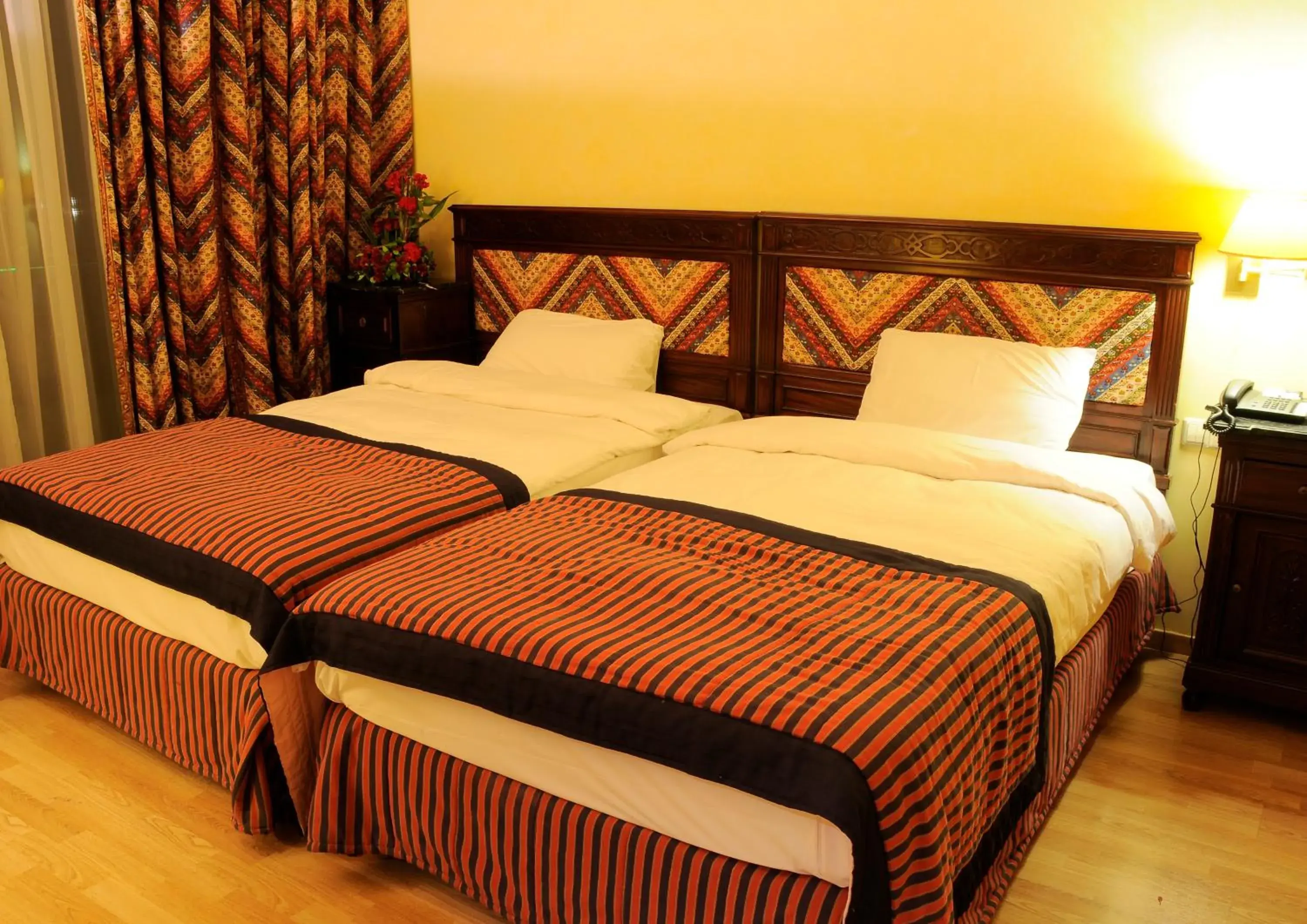 Photo of the whole room, Bed in Warwick Palm Beach Hotel Photo of the whole room, Bed in Warwick Palm Beach Hotel