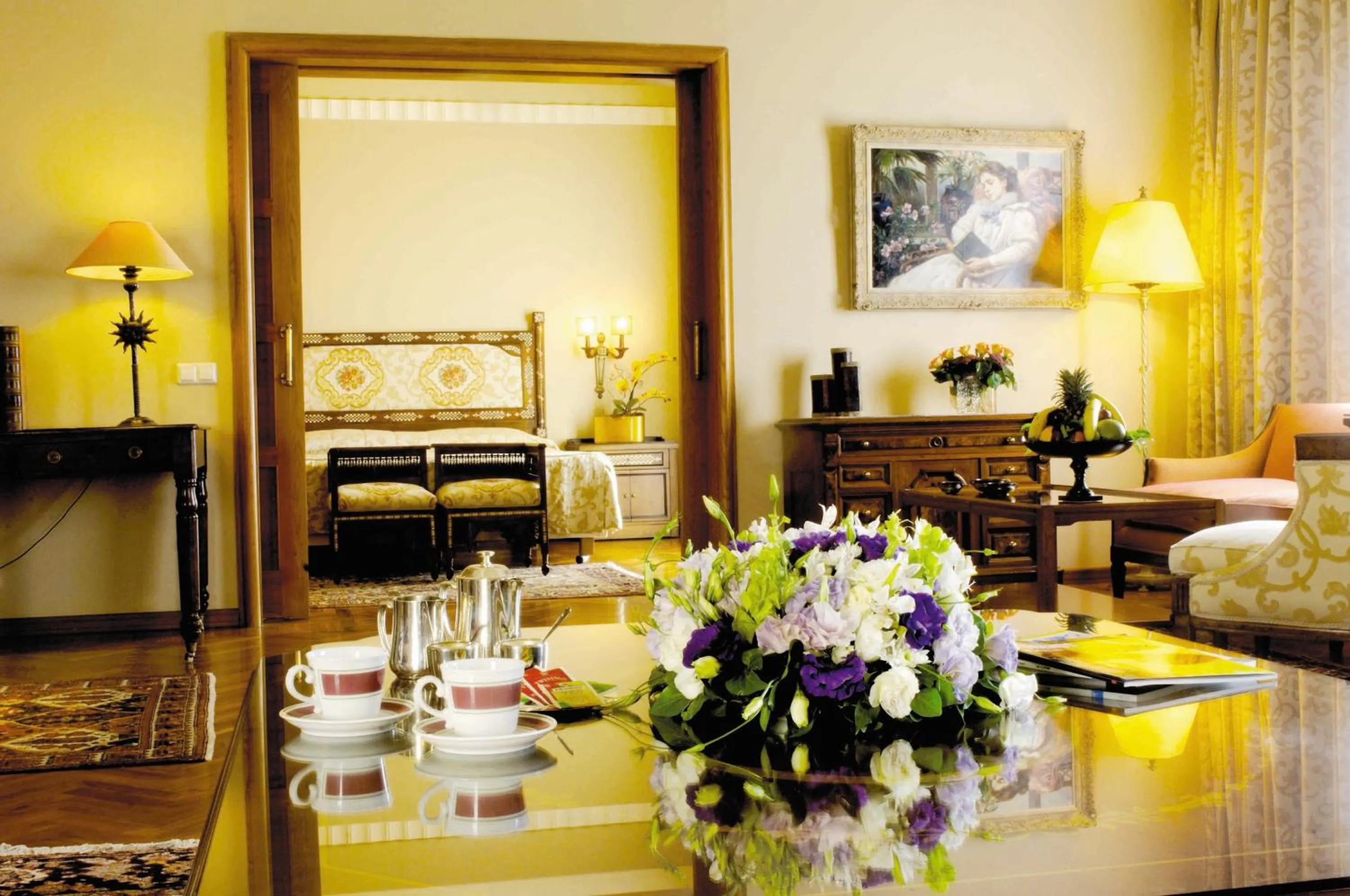 Photo of the whole room, Bed in Warwick Palm Beach Hotel