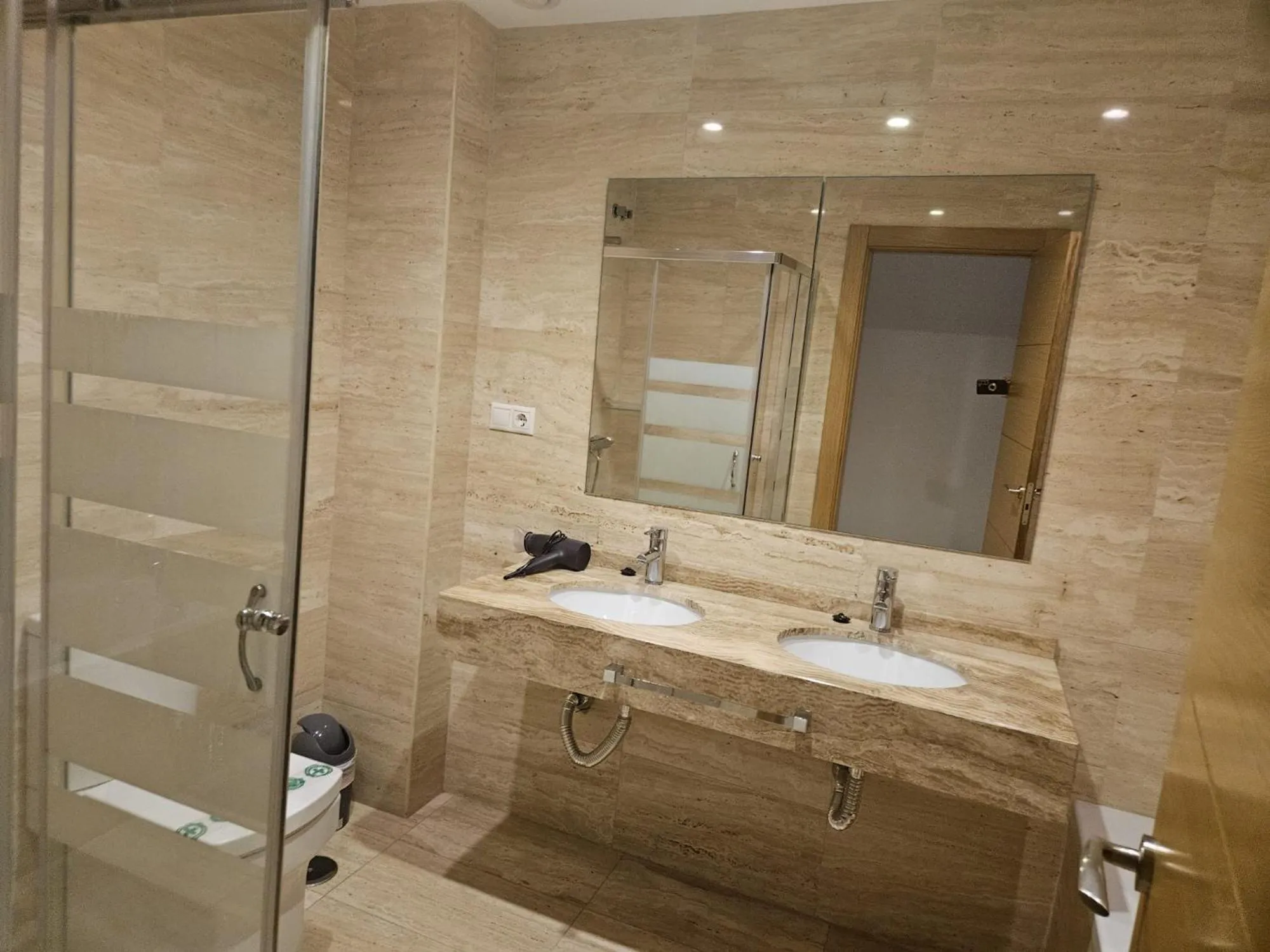 Bathroom in Vegasol Playa AT