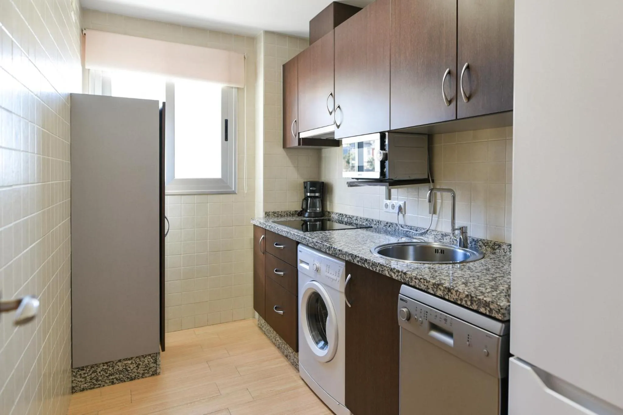 kitchen in Vegasol Playa AT
