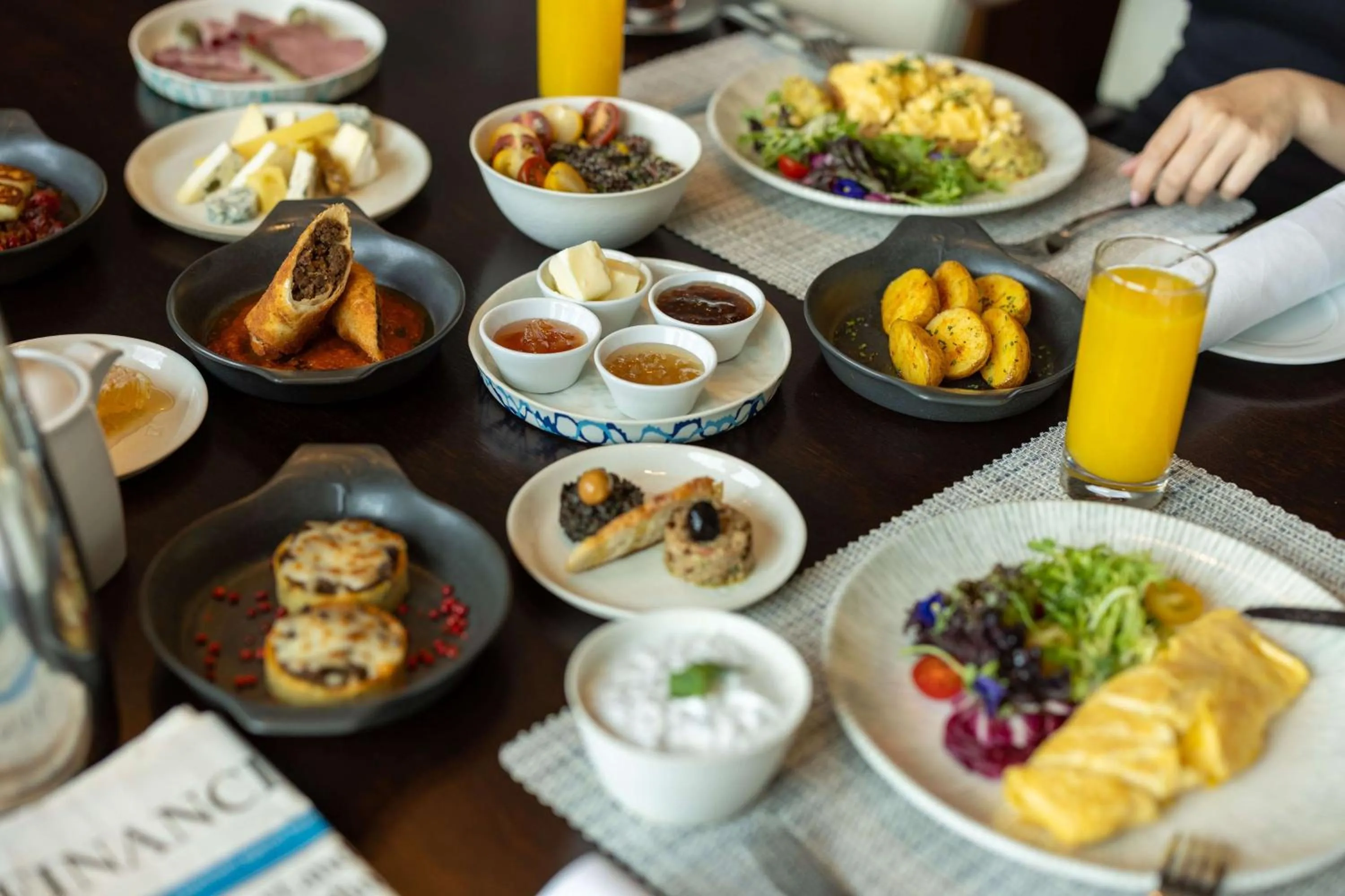 Restaurant/places to eat in Hilton Istanbul Bomonti