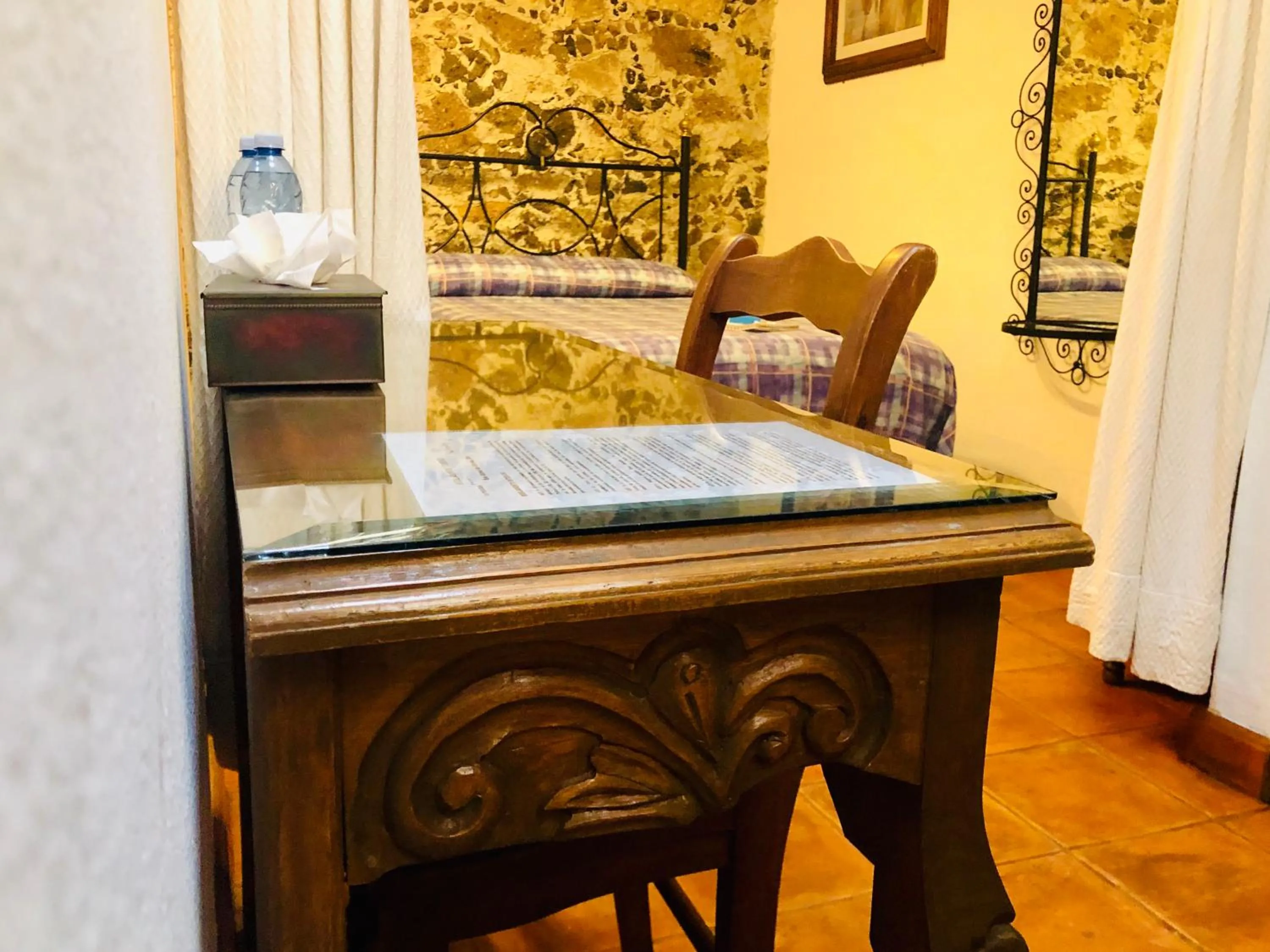 Photo of the whole room in Hotel Mansión Virreyes by Rotamundos