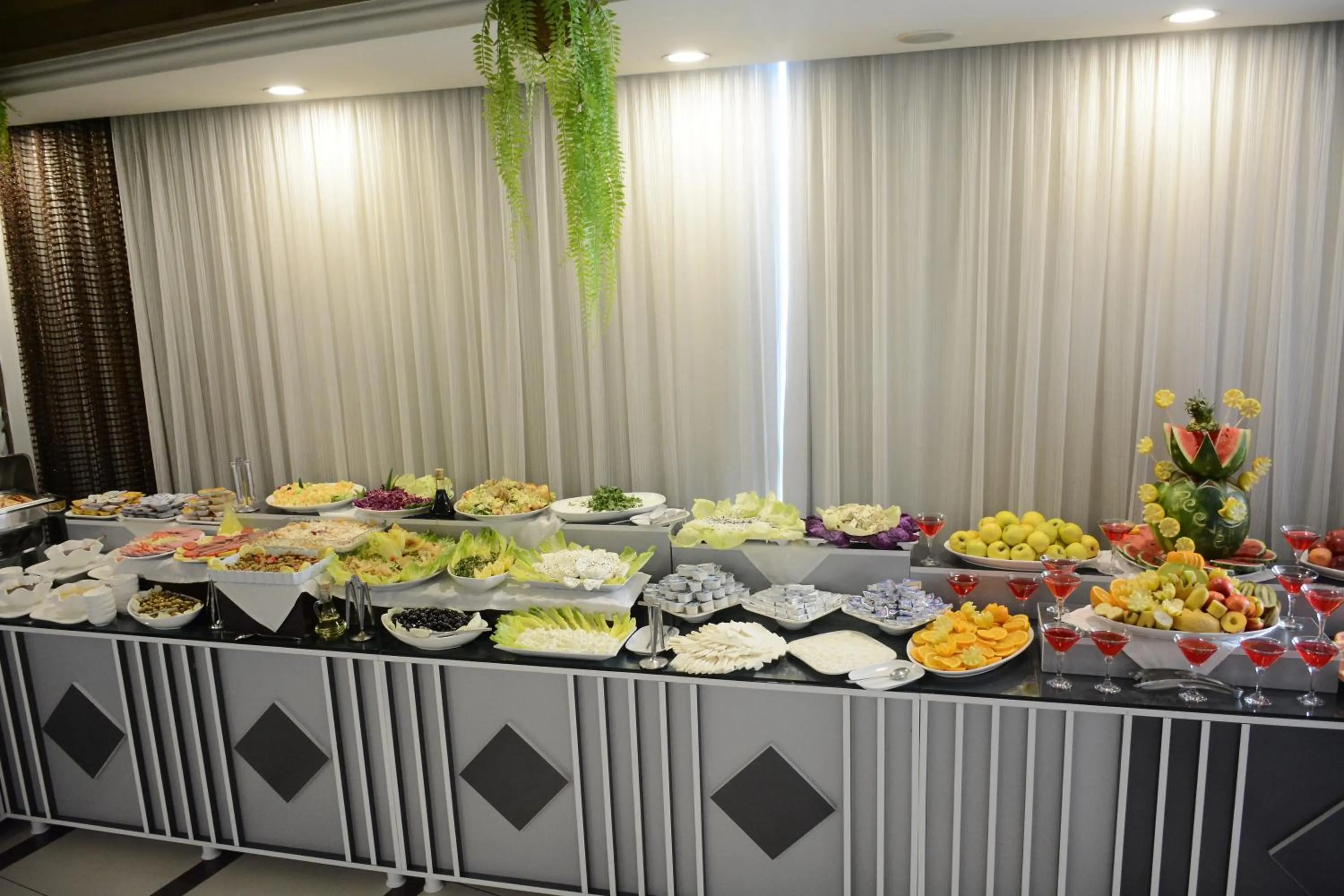 Food and drinks in Hotel Seever