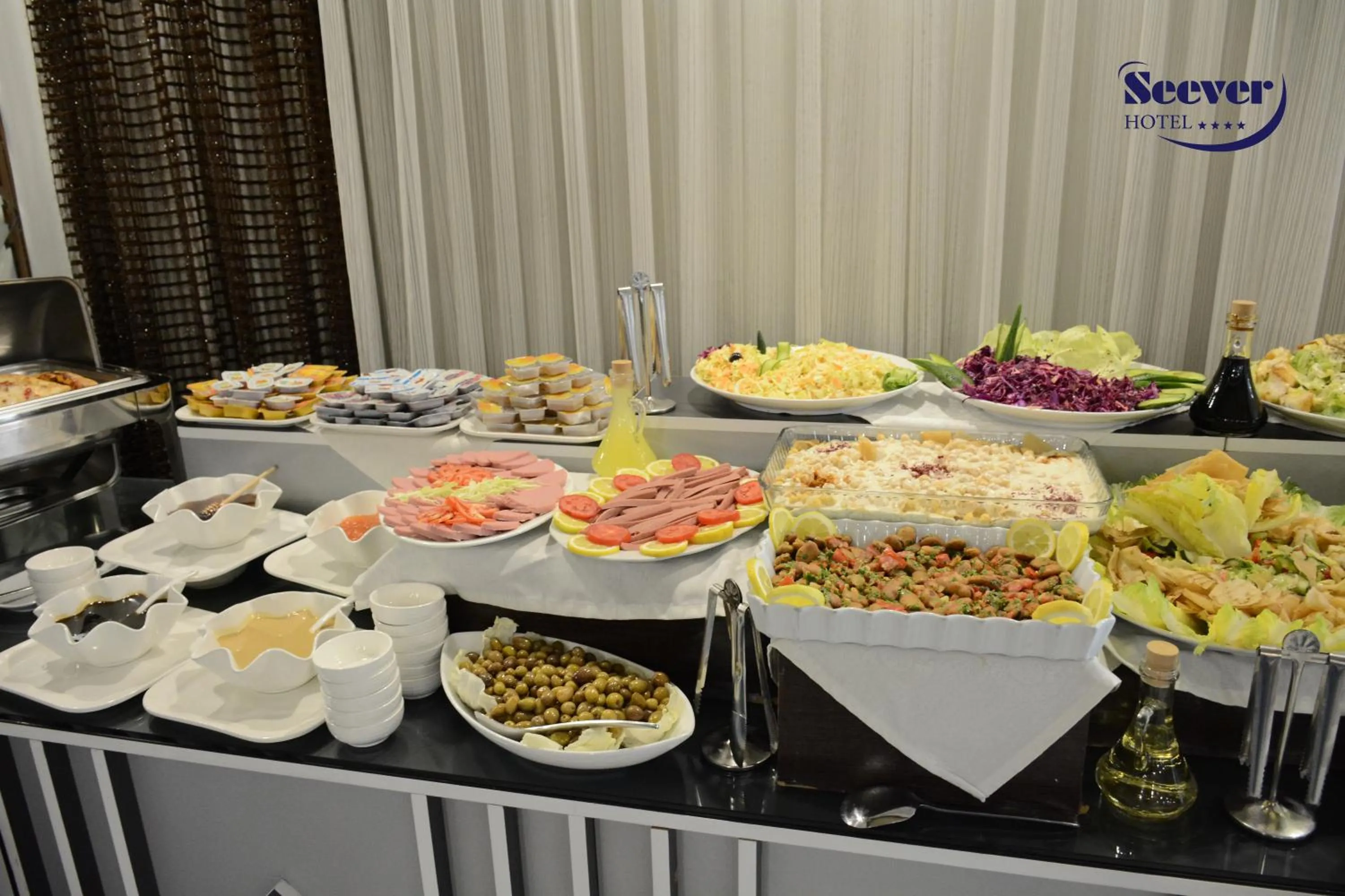 Buffet breakfast in Hotel Seever