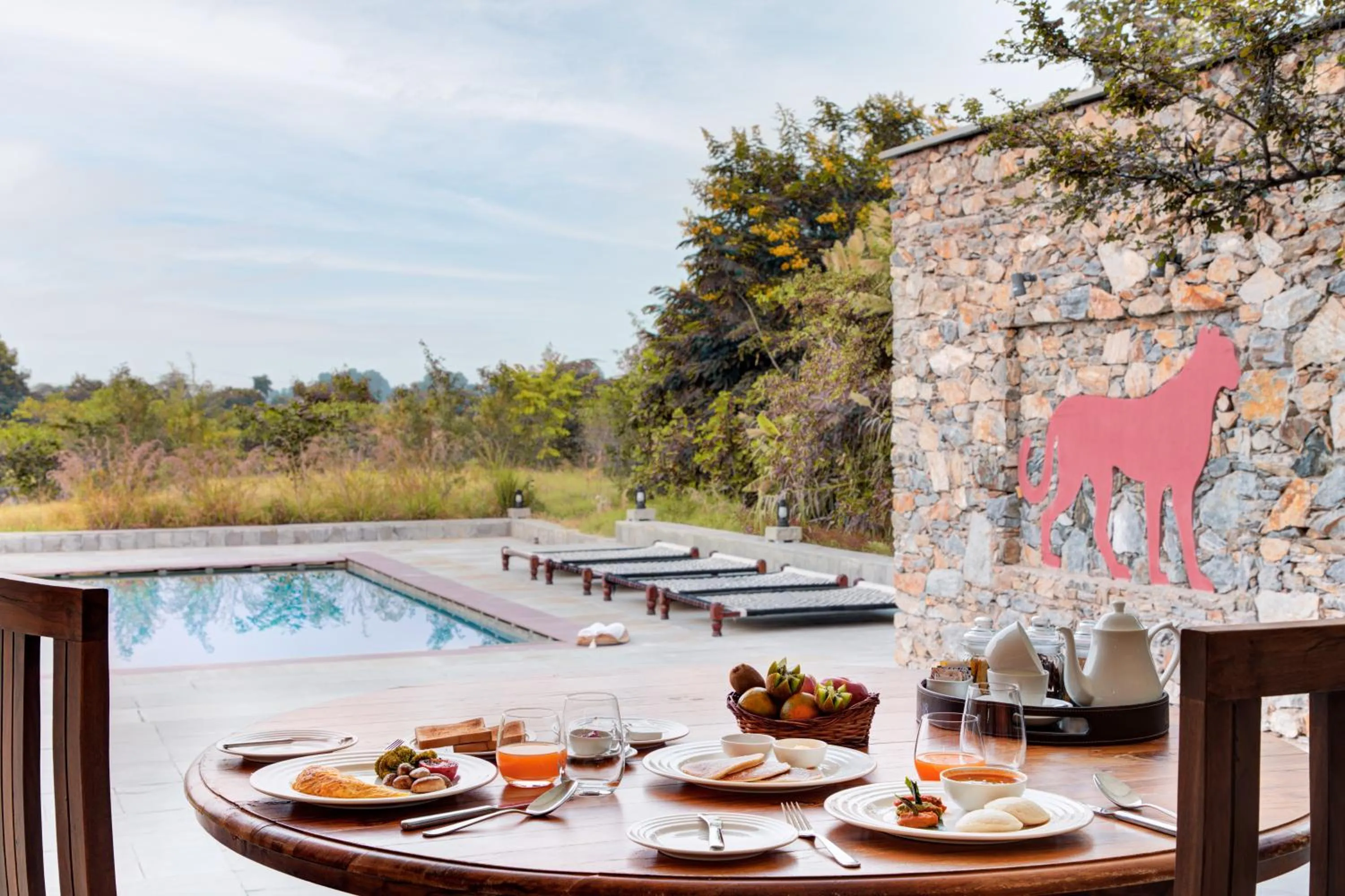 Restaurant/places to eat in Bijapur Lodge Jawai