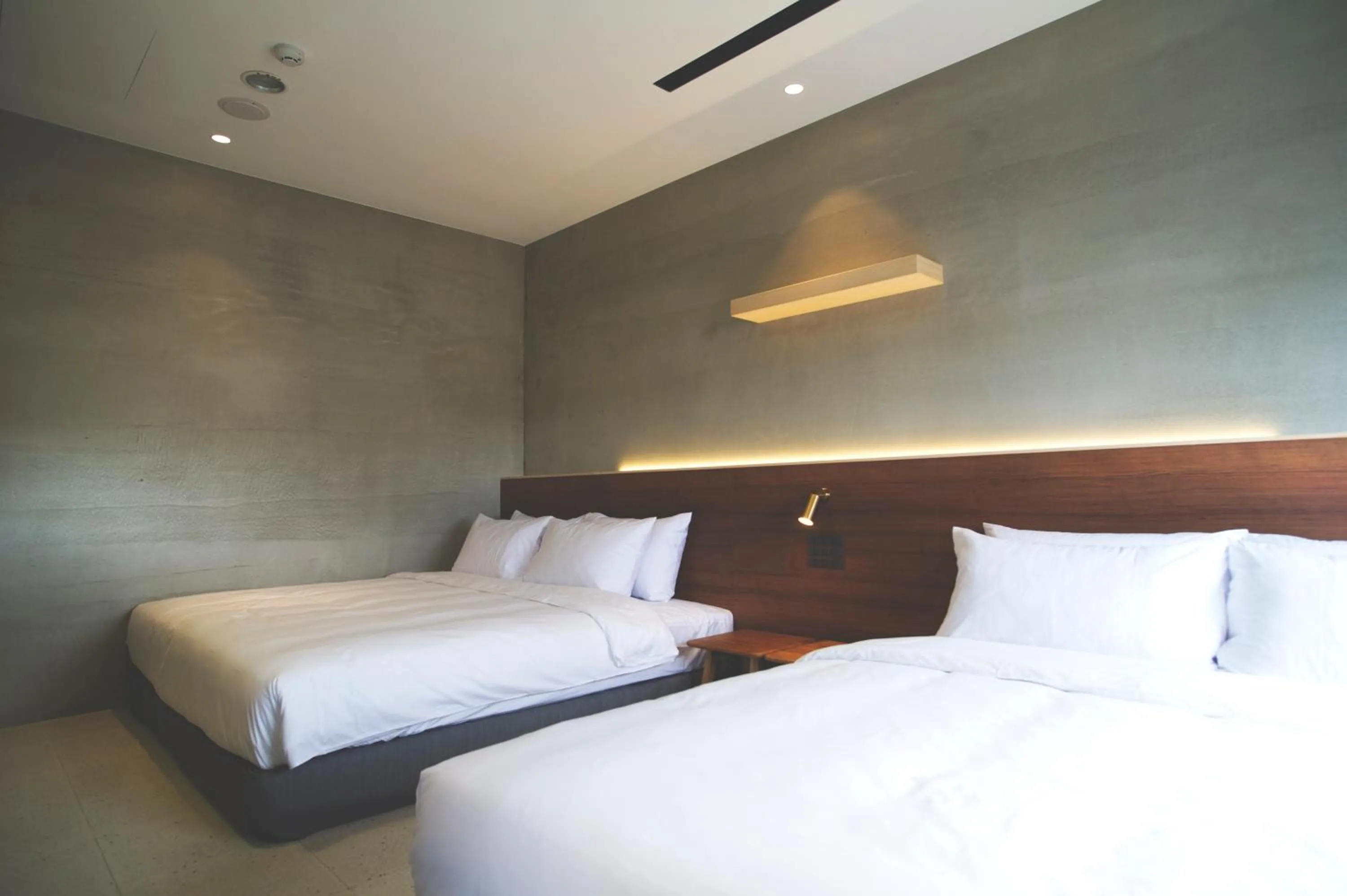 Bed in FFF Hotel