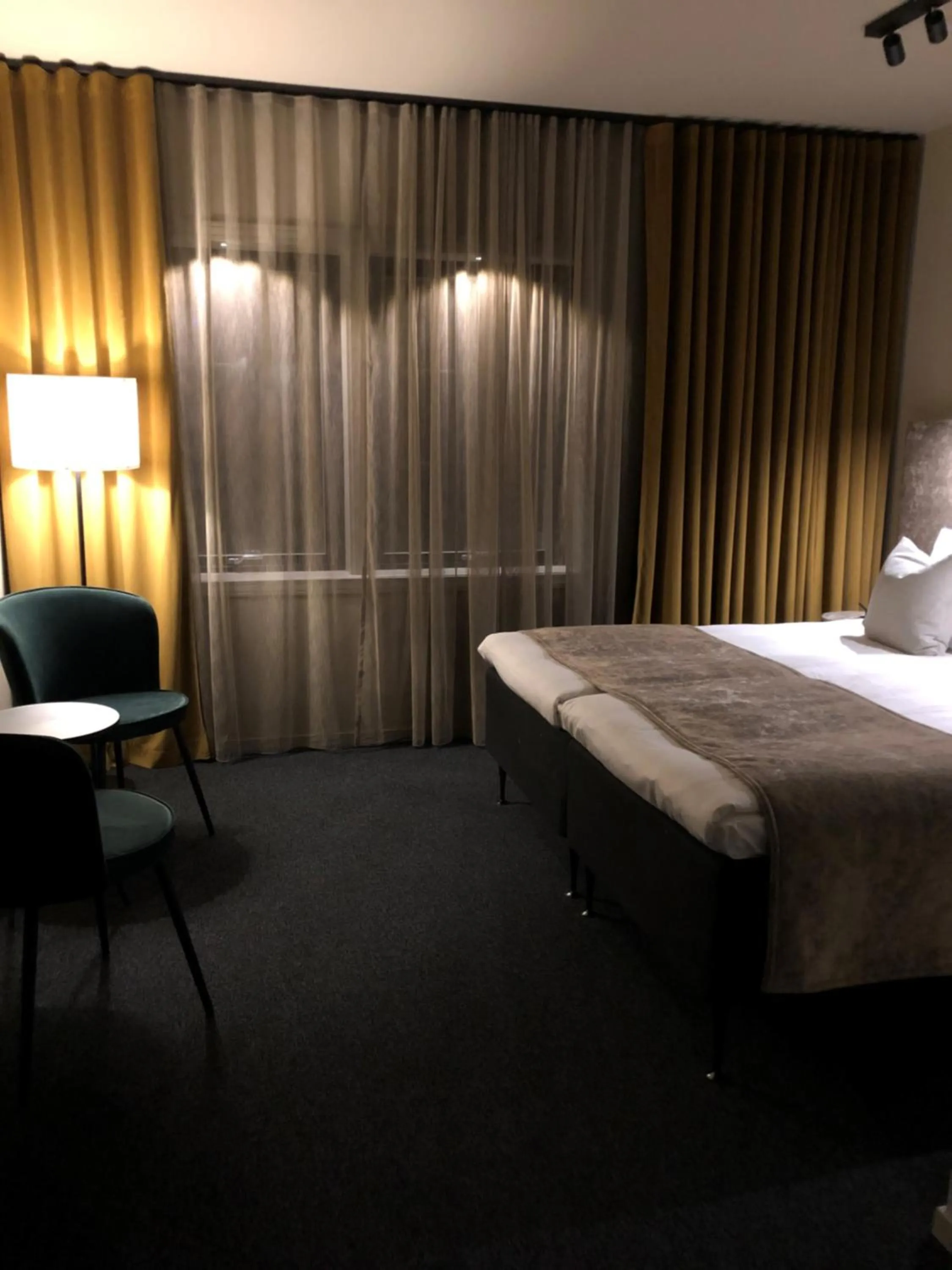 Bed in Hotell Viktors