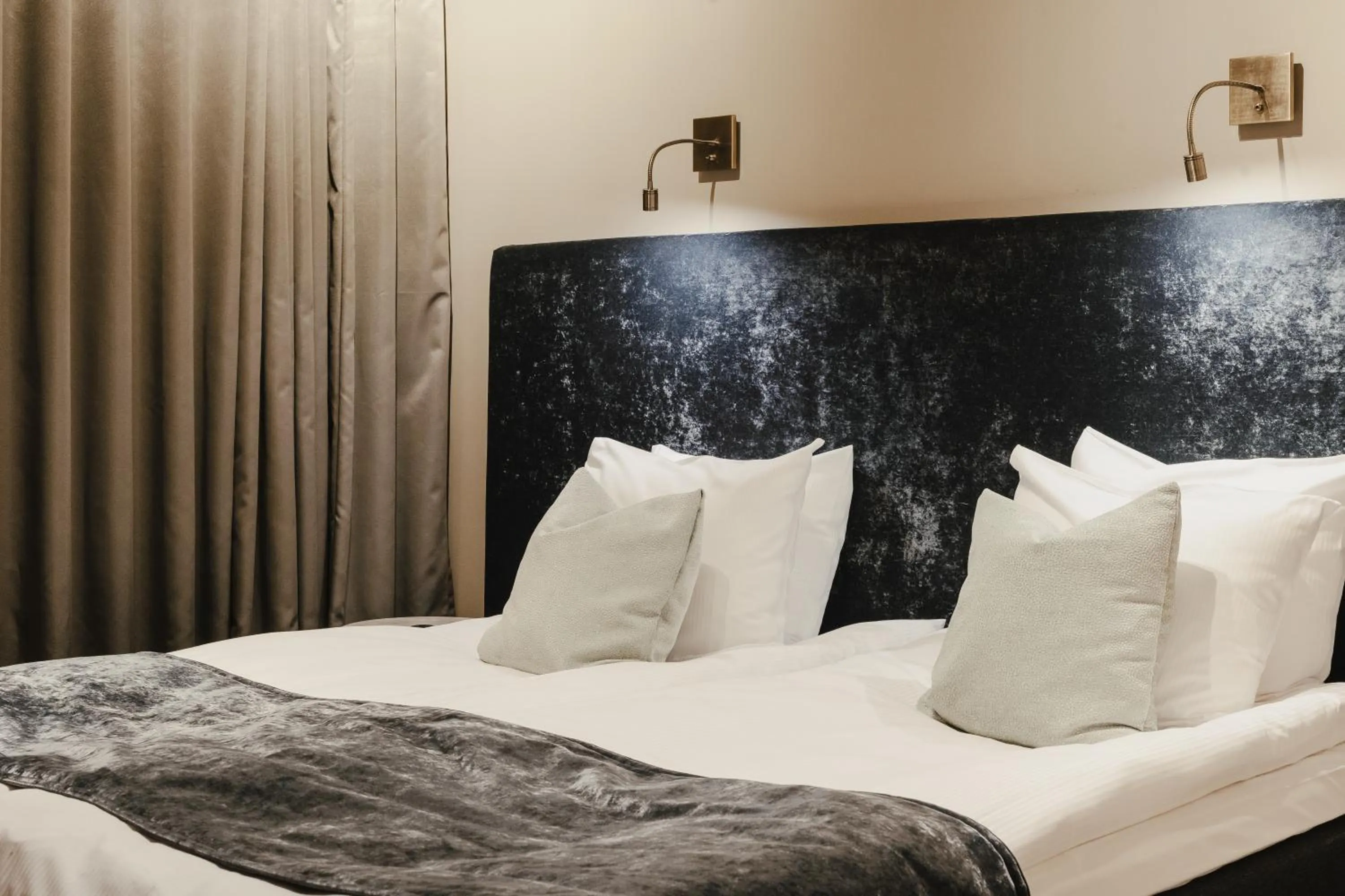 Bed in Hotell Viktors