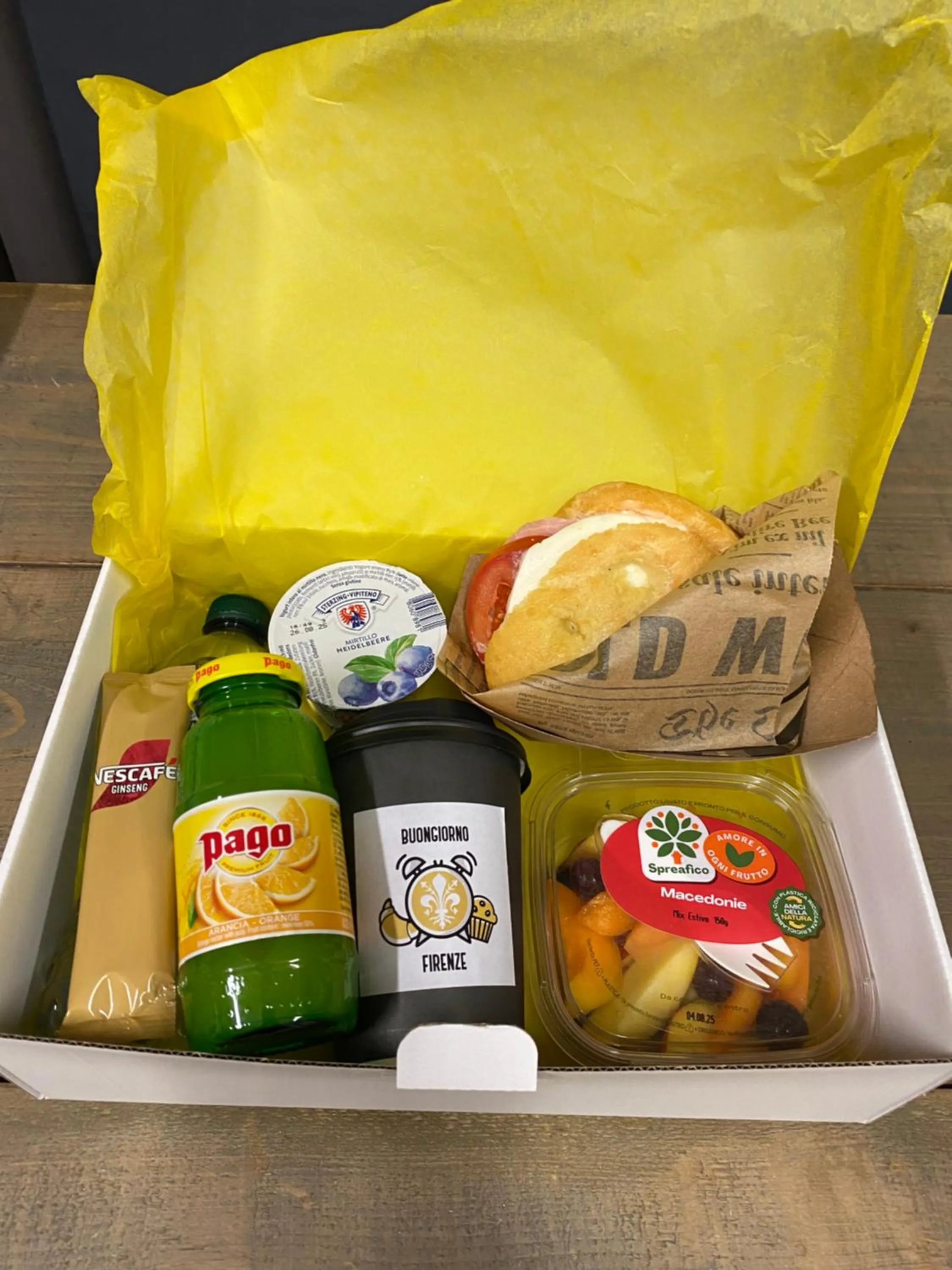 Food and drinks in Corsini Tintori