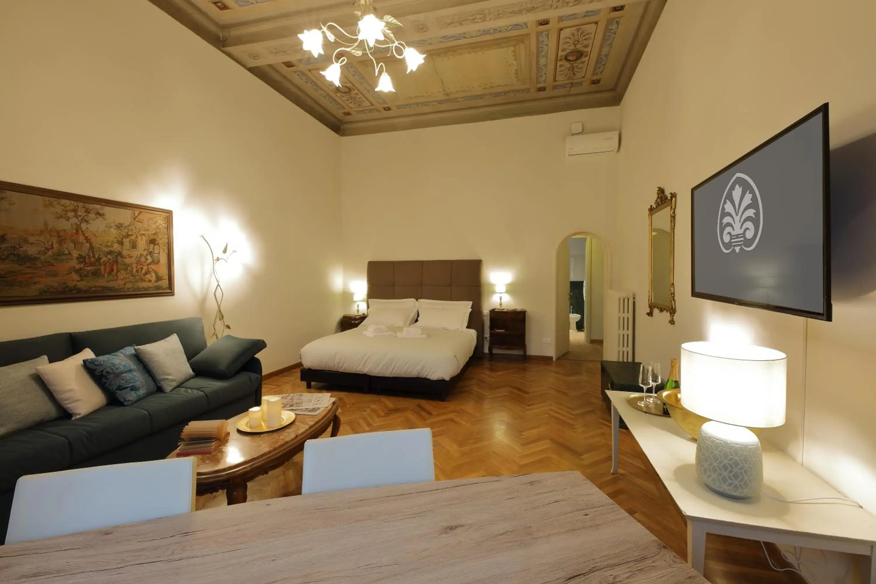 Bed in Corsini Tintori Bed in Corsini Tintori