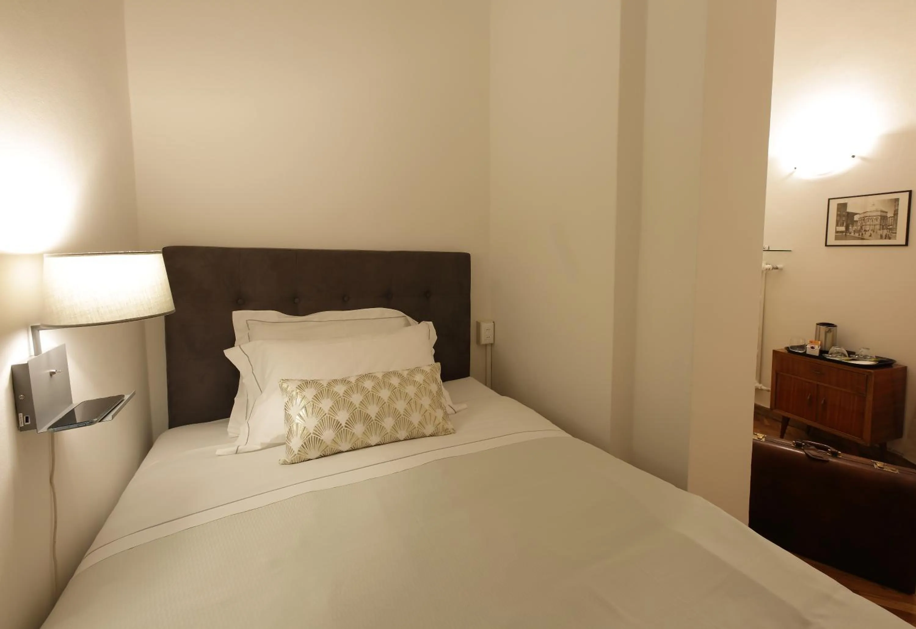 Bed in Corsini Tintori