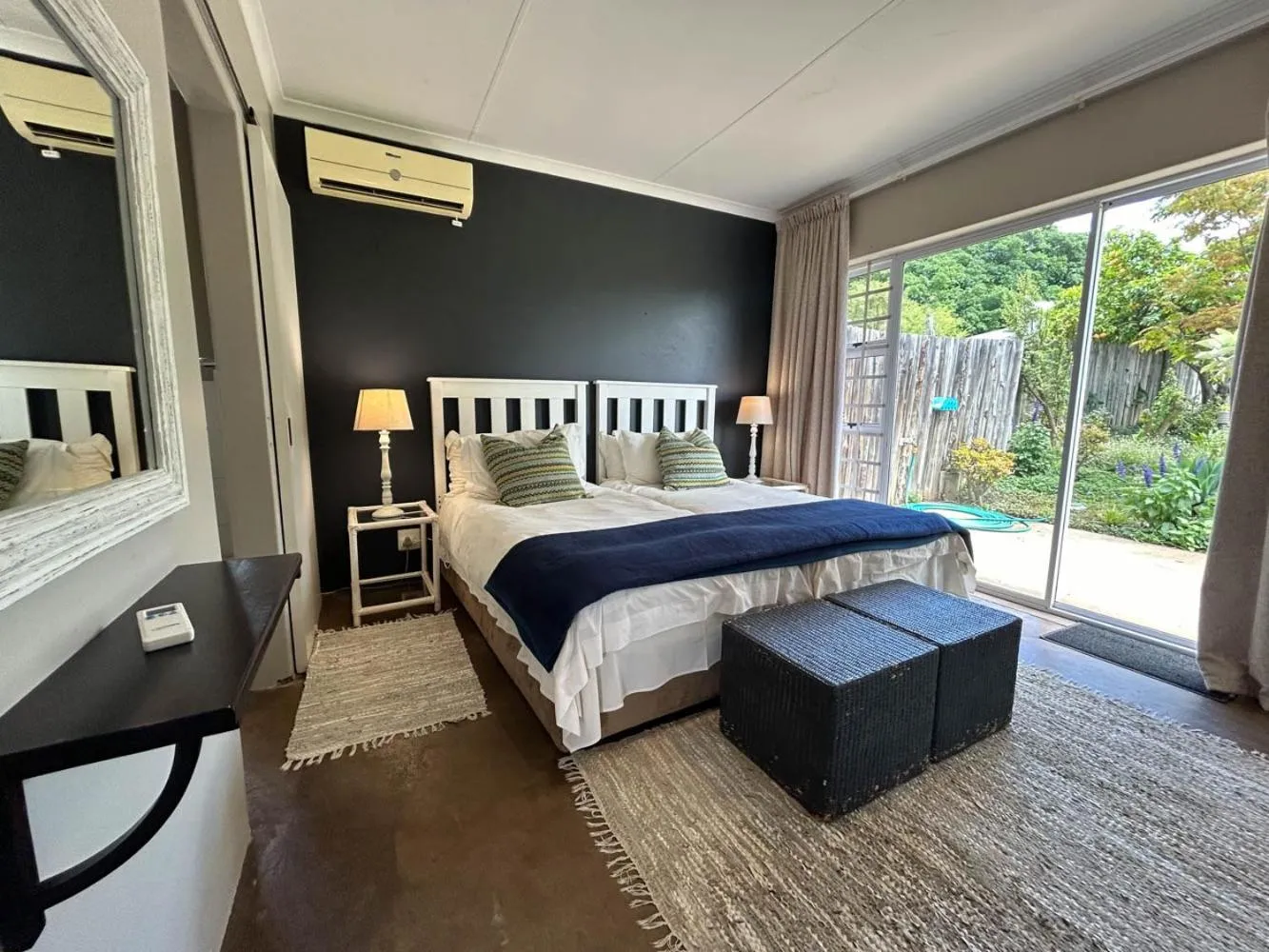 Bed in Chicane Bed and Breakfast