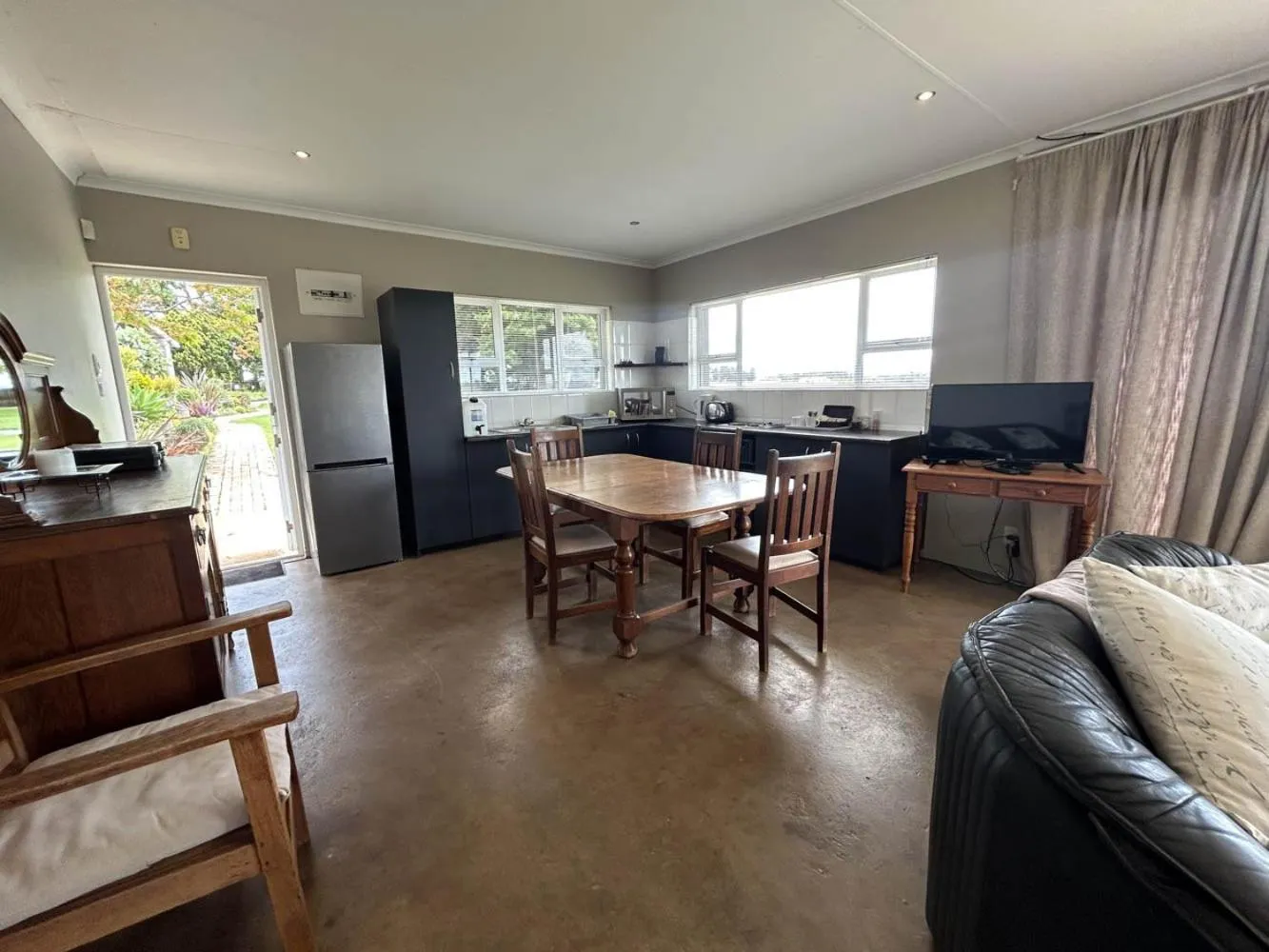 TV and multimedia in Chicane Bed and Breakfast