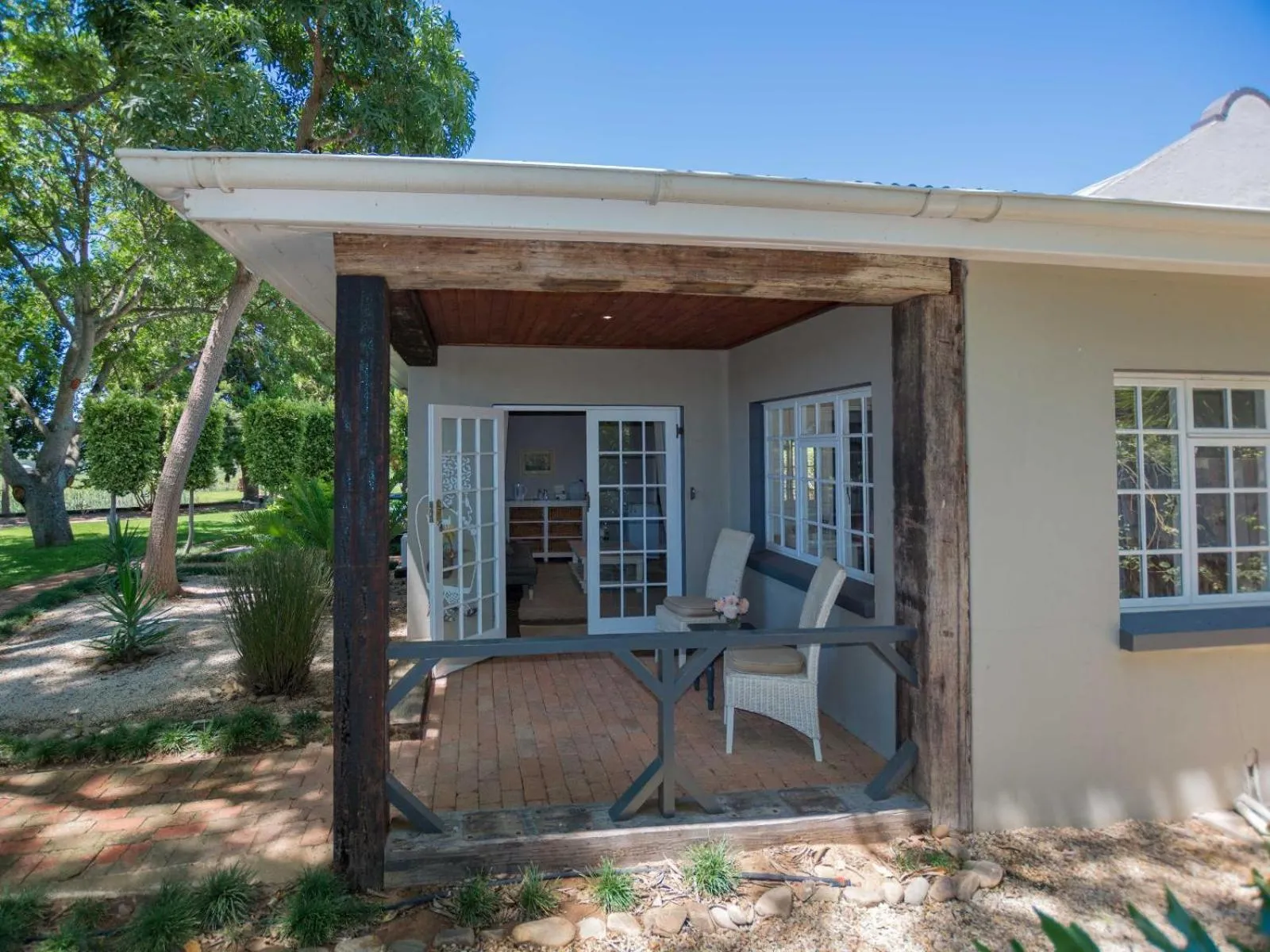 Patio in Chicane Bed and Breakfast