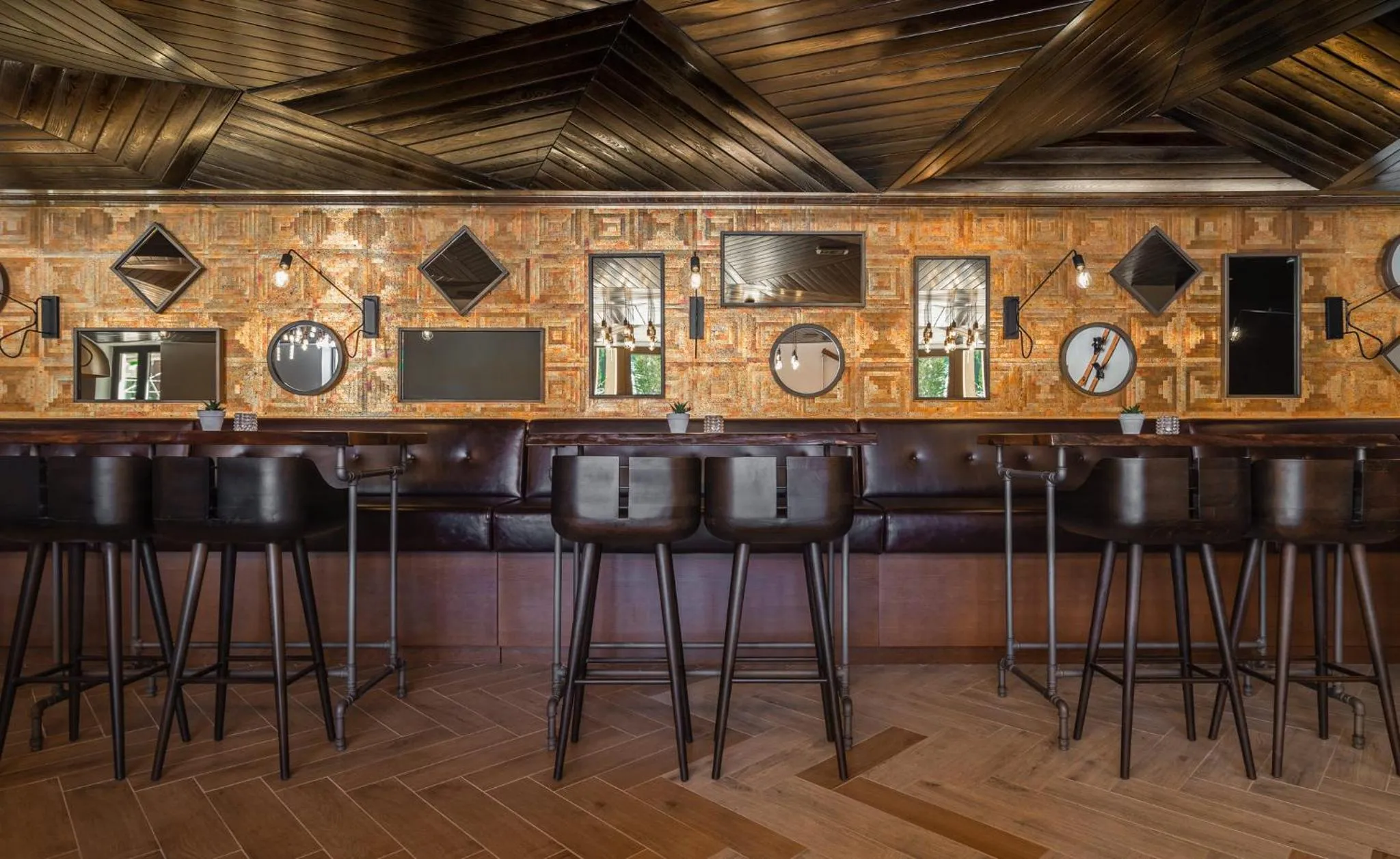 Lounge or bar in Viceroy Kopaonik Resort & Spa