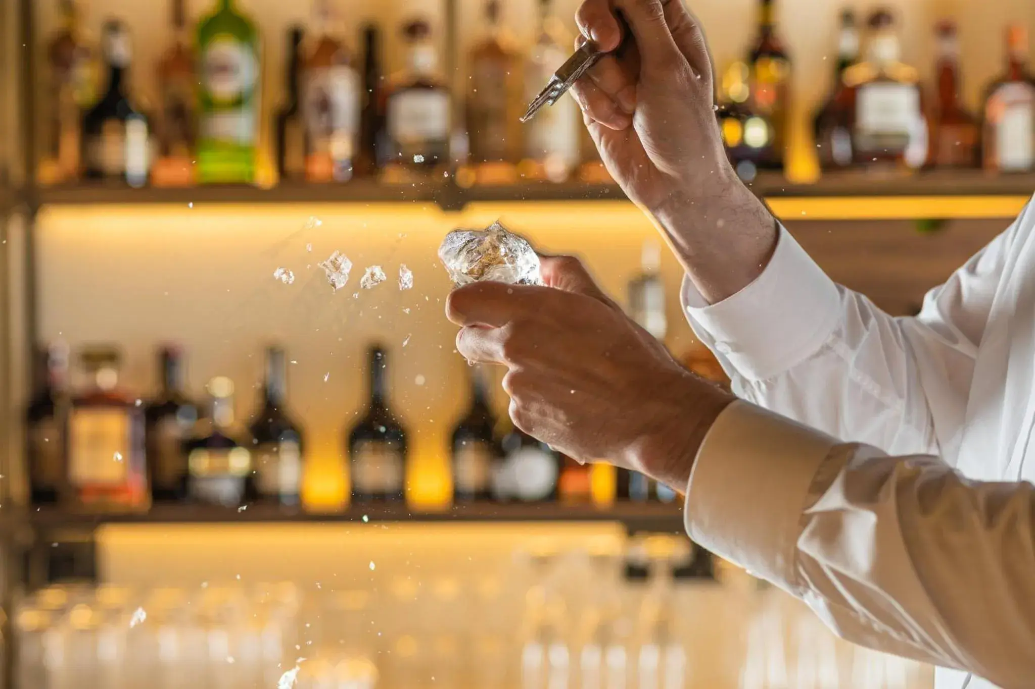 Lounge or bar in Viceroy Kopaonik Serbia Lounge or bar in Viceroy Kopaonik Serbia