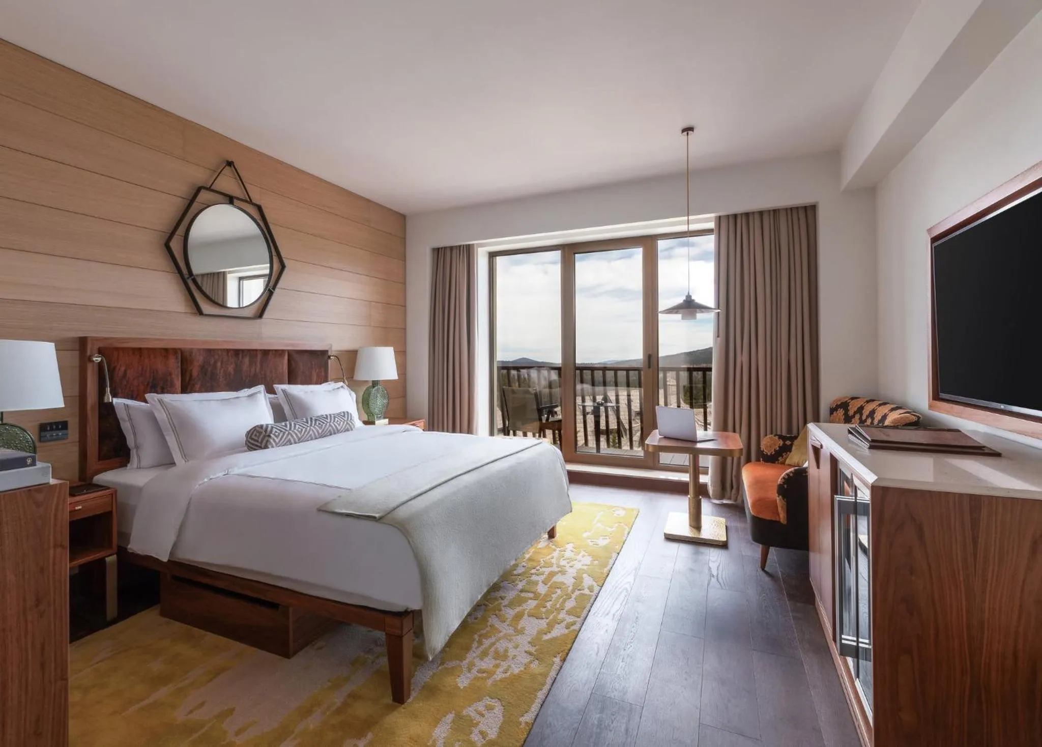 Photo of the whole room, Bed in Viceroy Kopaonik Resort & Spa