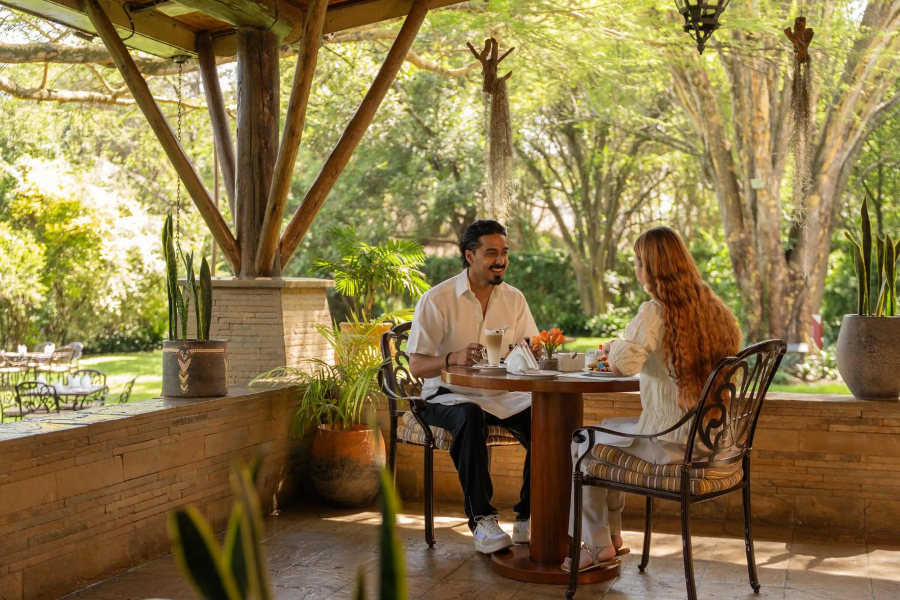 Restaurant/places to eat in Enashipai Resort & Spa