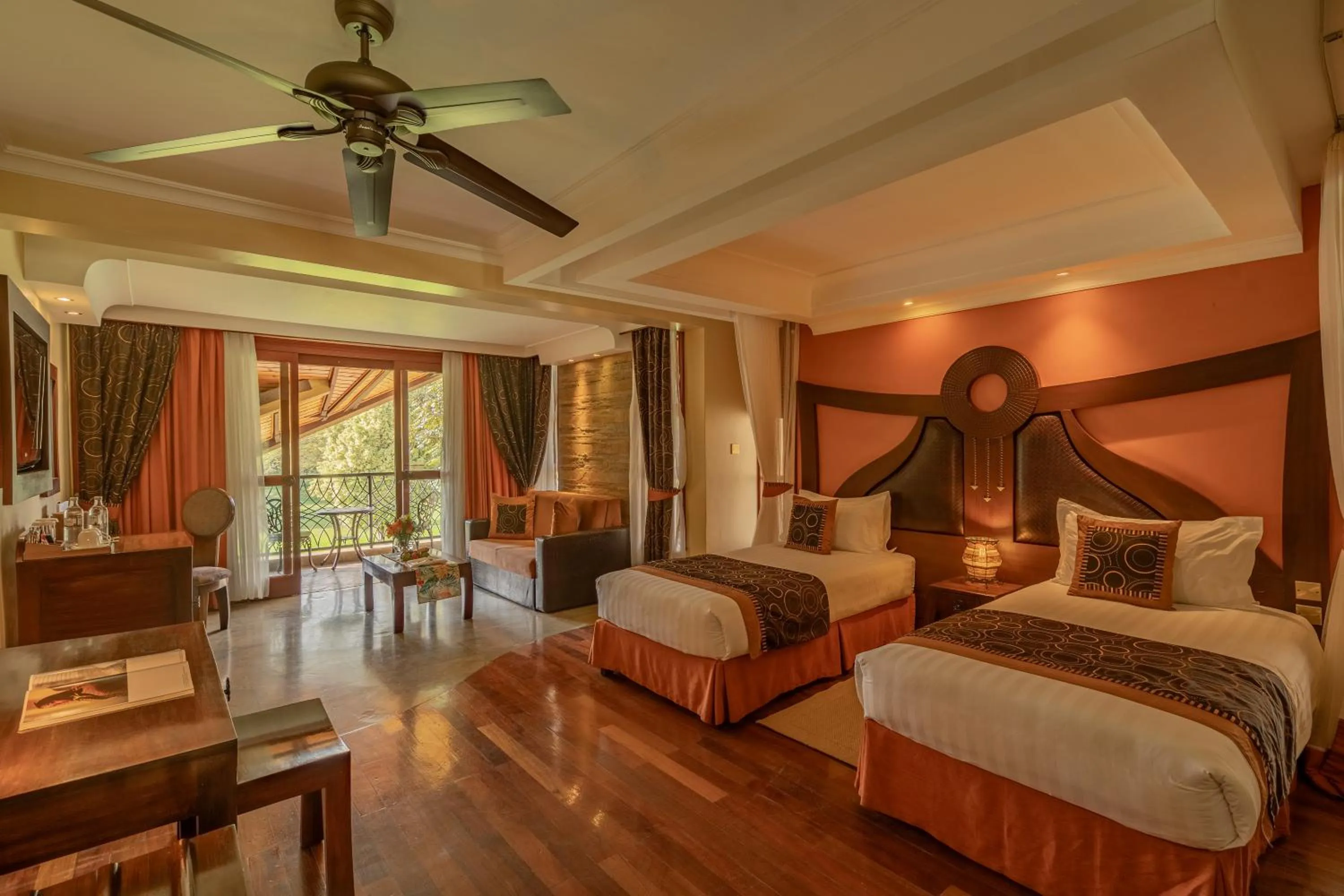 Photo of the whole room, Bed in Enashipai Resort & Spa