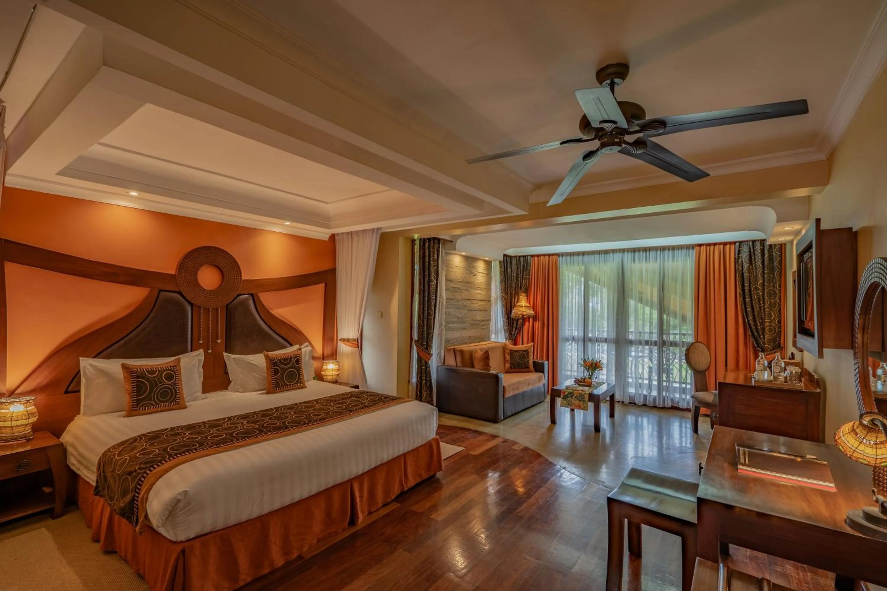 Photo of the whole room, Bed in Enashipai Resort & Spa