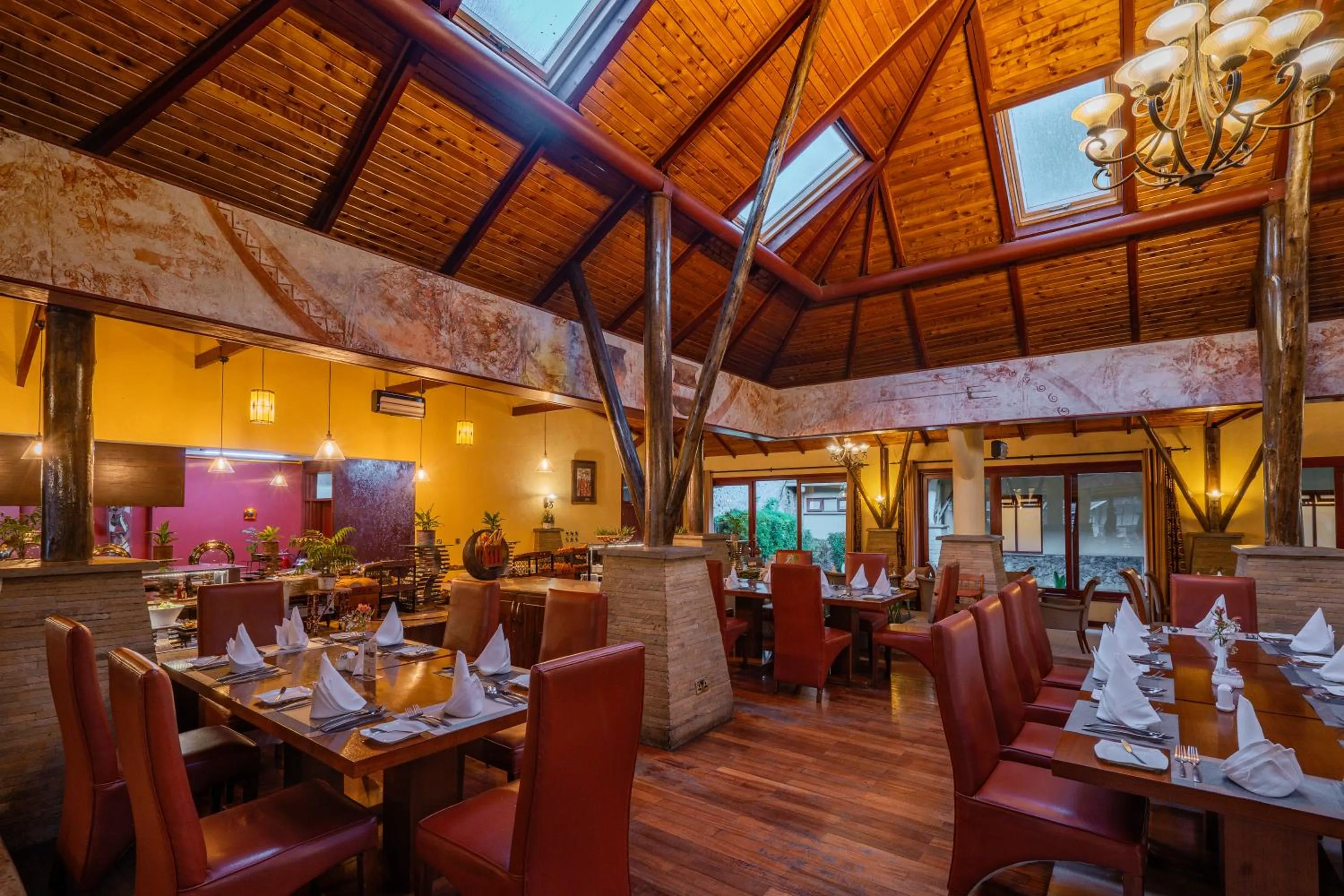 Restaurant/places to eat in Enashipai Resort & Spa