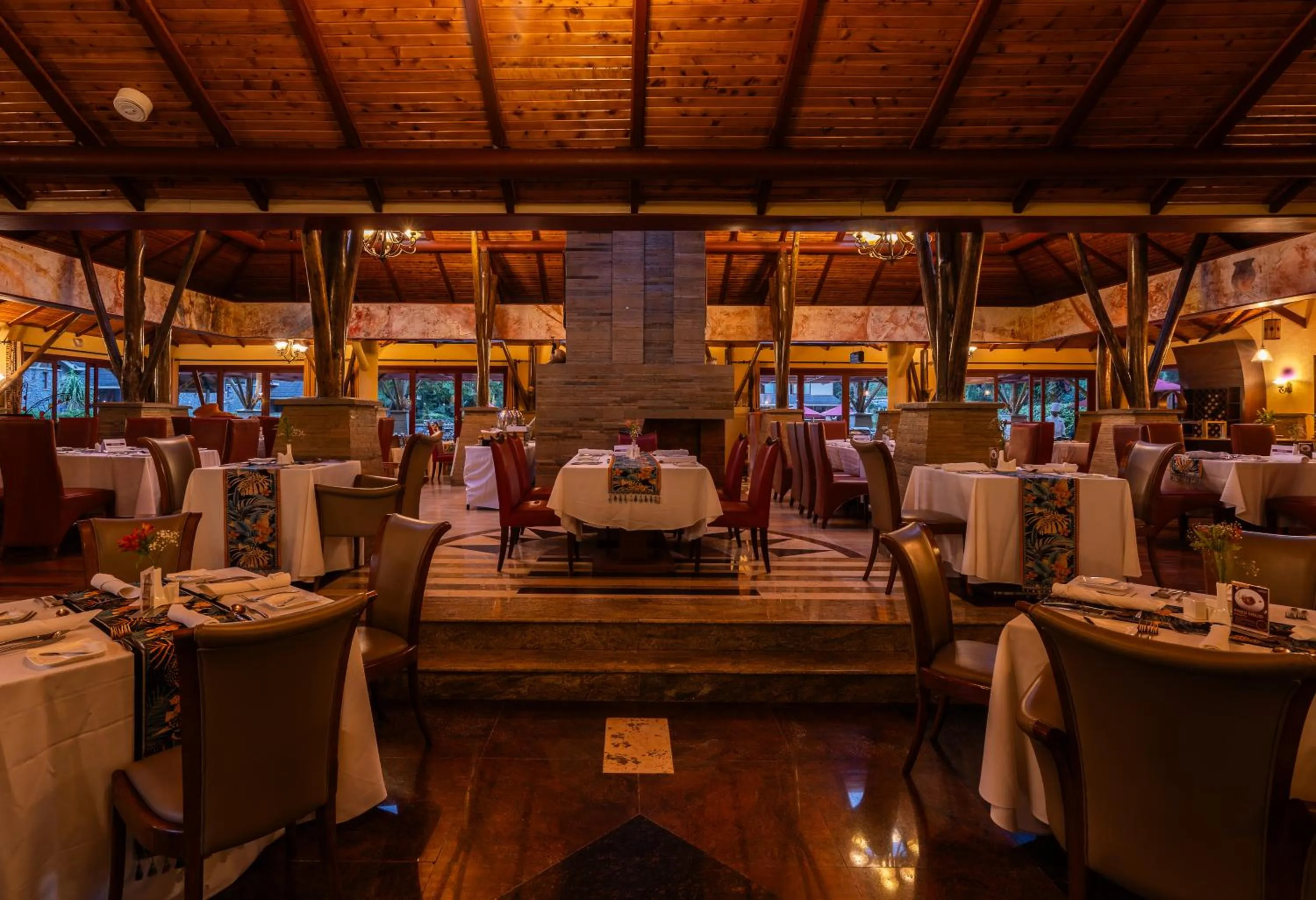 Restaurant/places to eat in Enashipai Resort & Spa