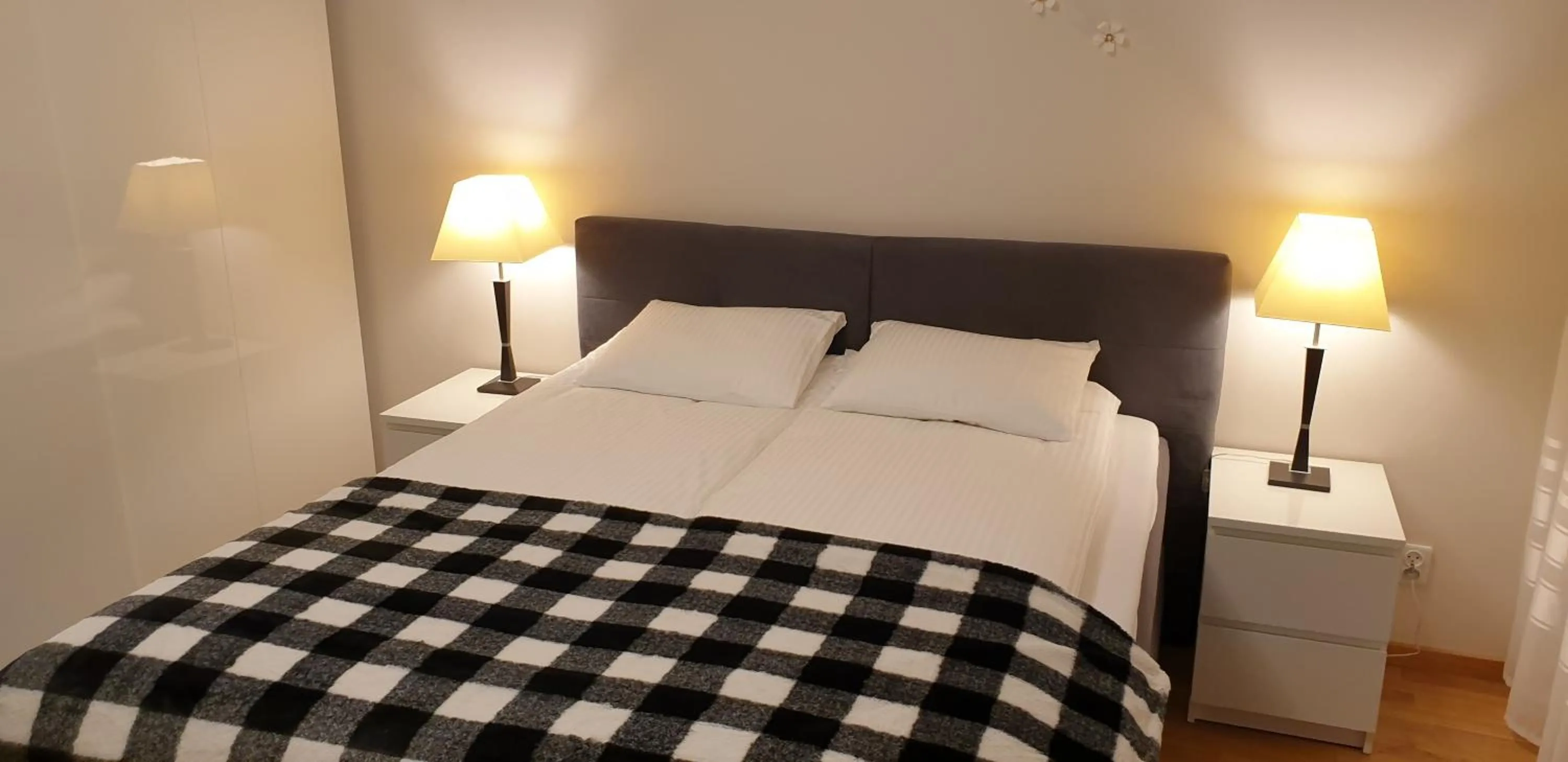Bed in River Deluxe Atal Towers Apartment