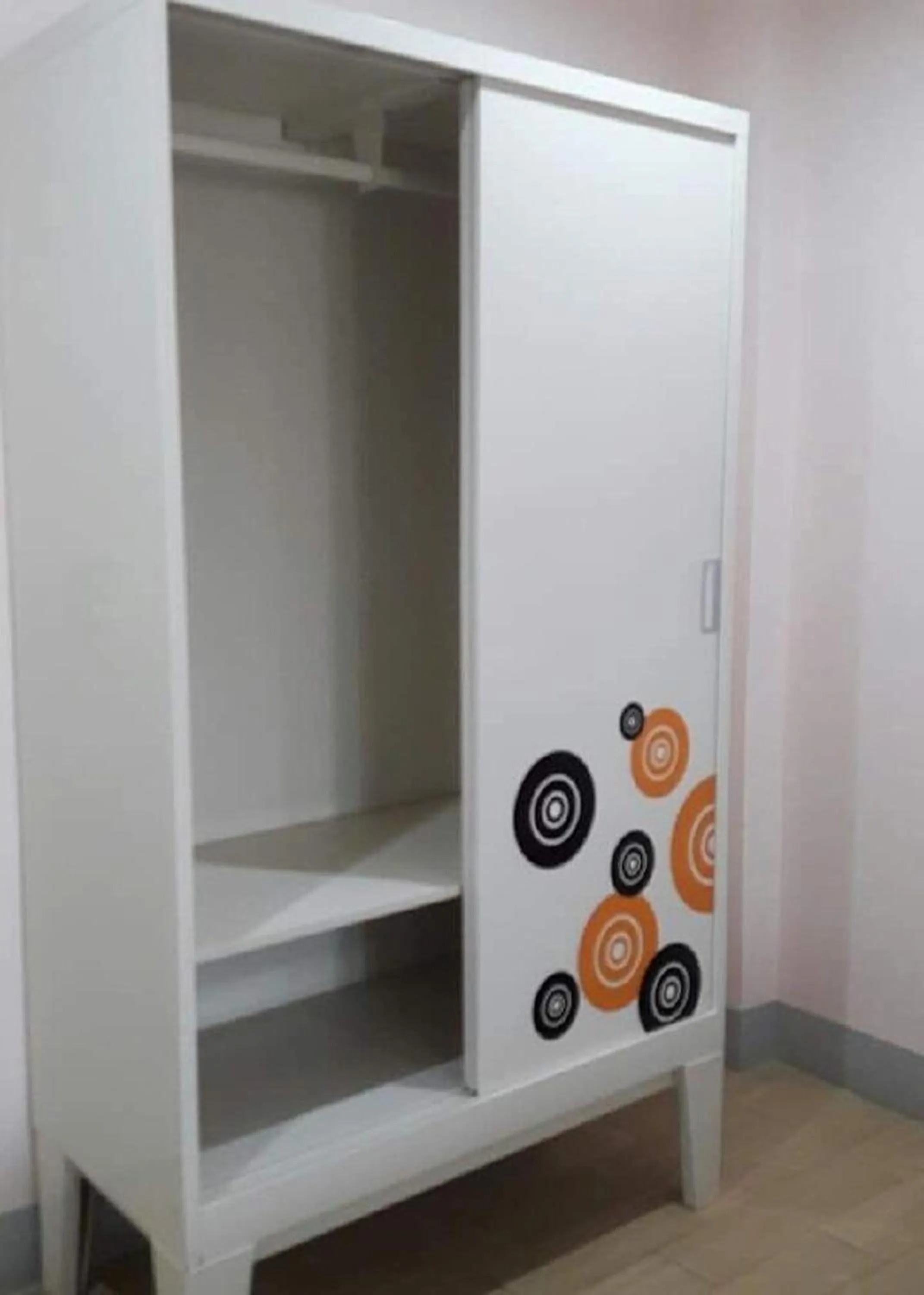 wardrobe in Chawalee Place