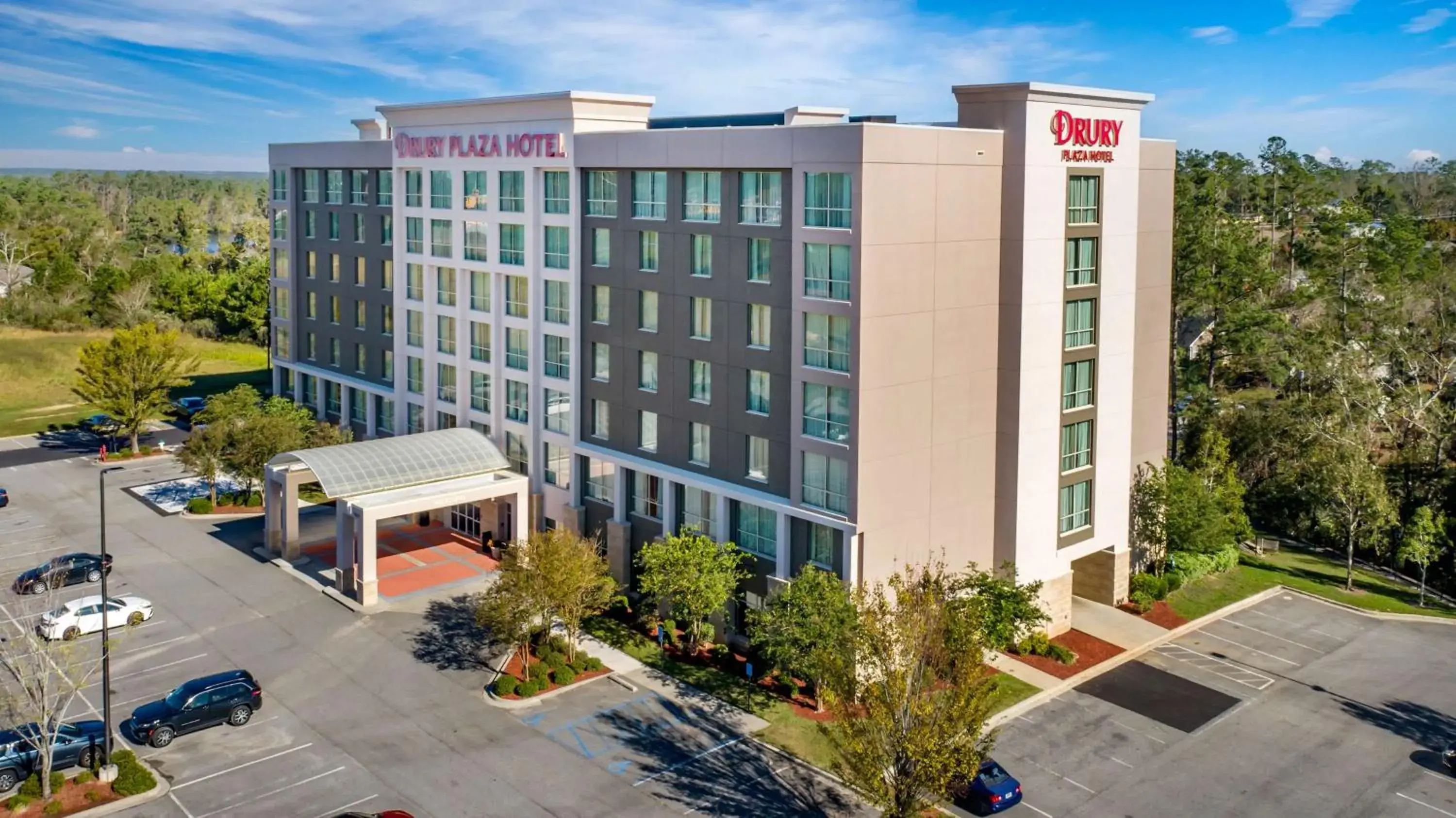 Property building in Drury Plaza Hotel Valdosta Property building in Drury Plaza Hotel Valdosta