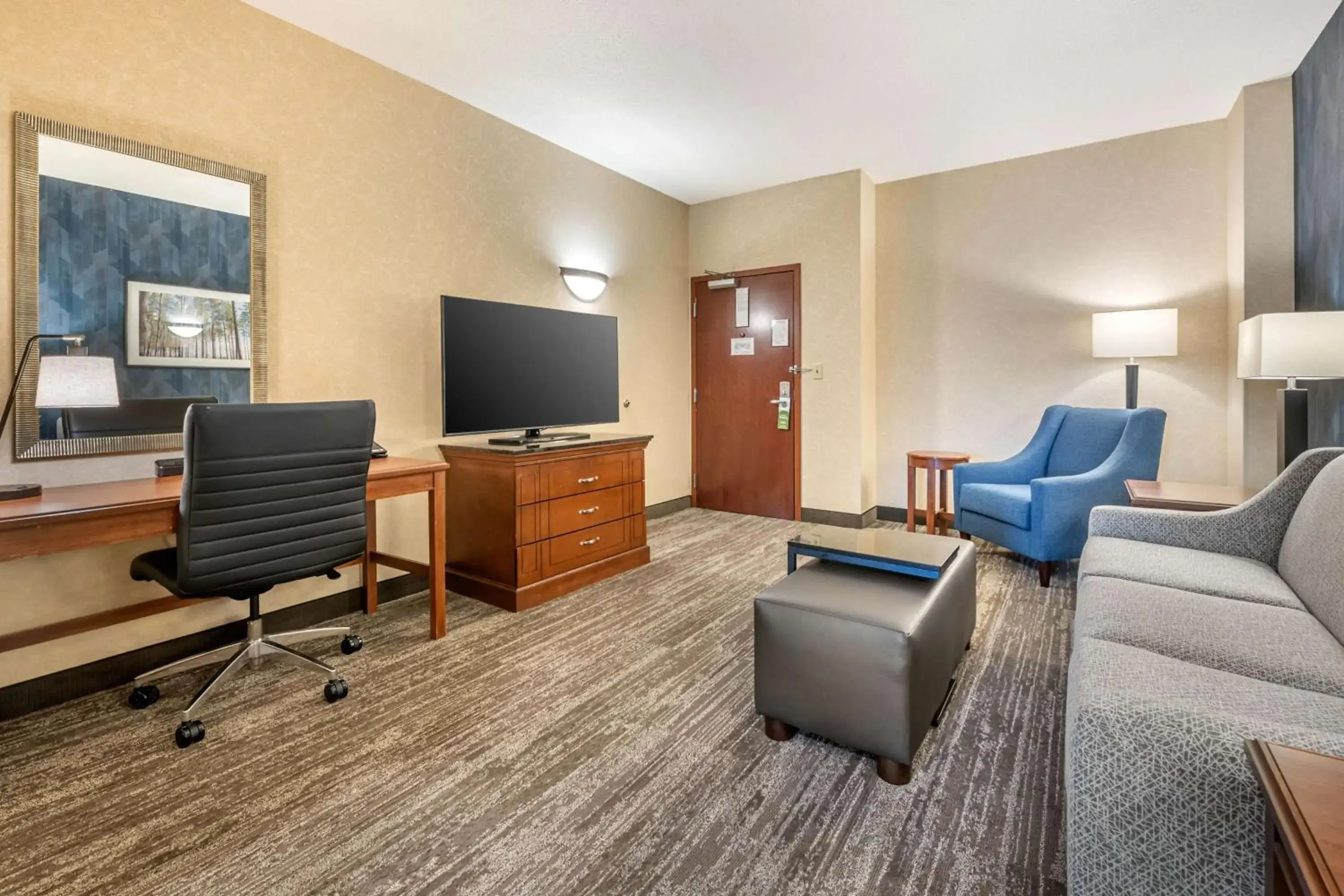 Bedroom in Drury Plaza Hotel Valdosta Bedroom in Drury Plaza Hotel Valdosta