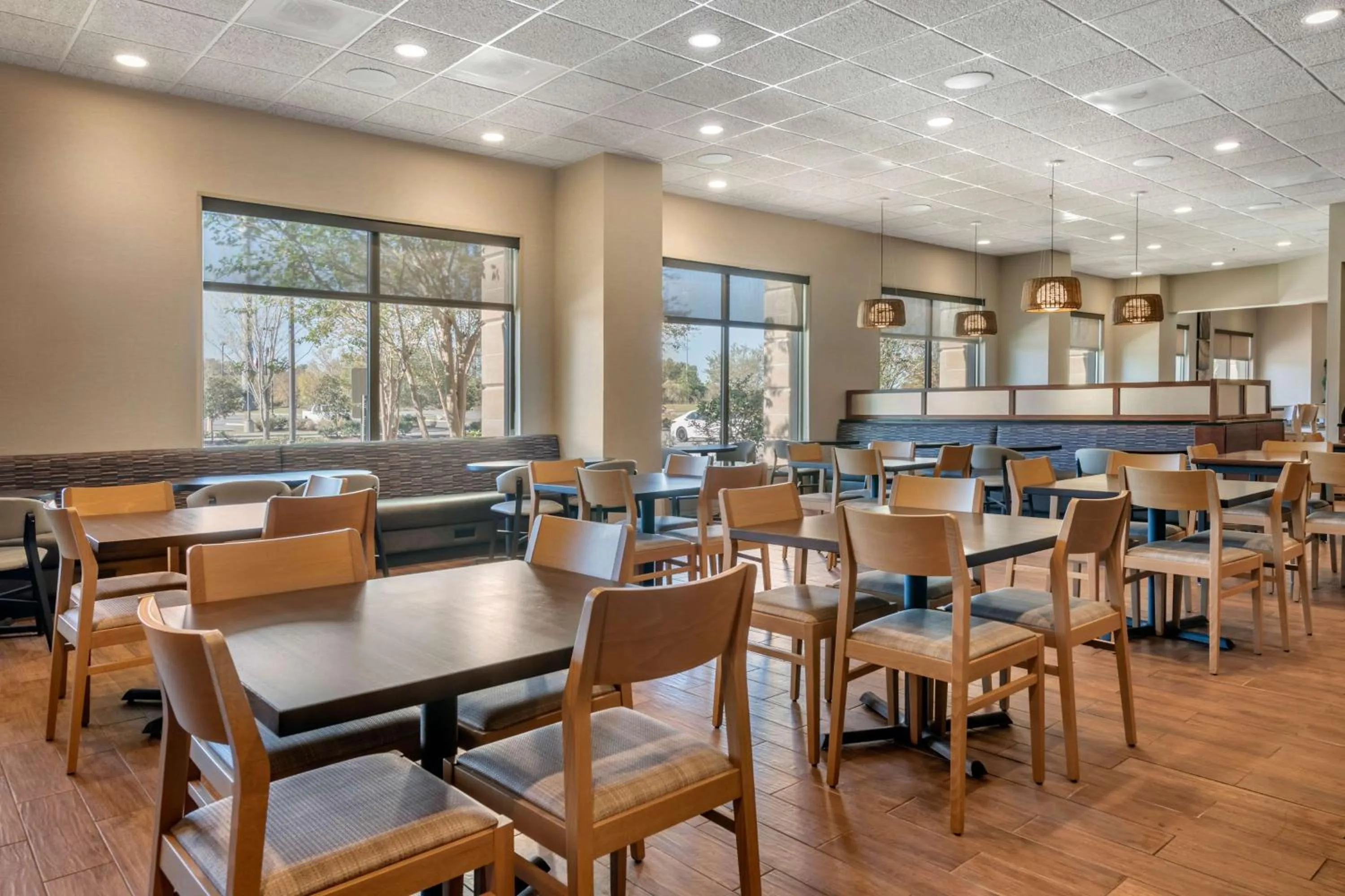 Breakfast in Drury Plaza Hotel Valdosta