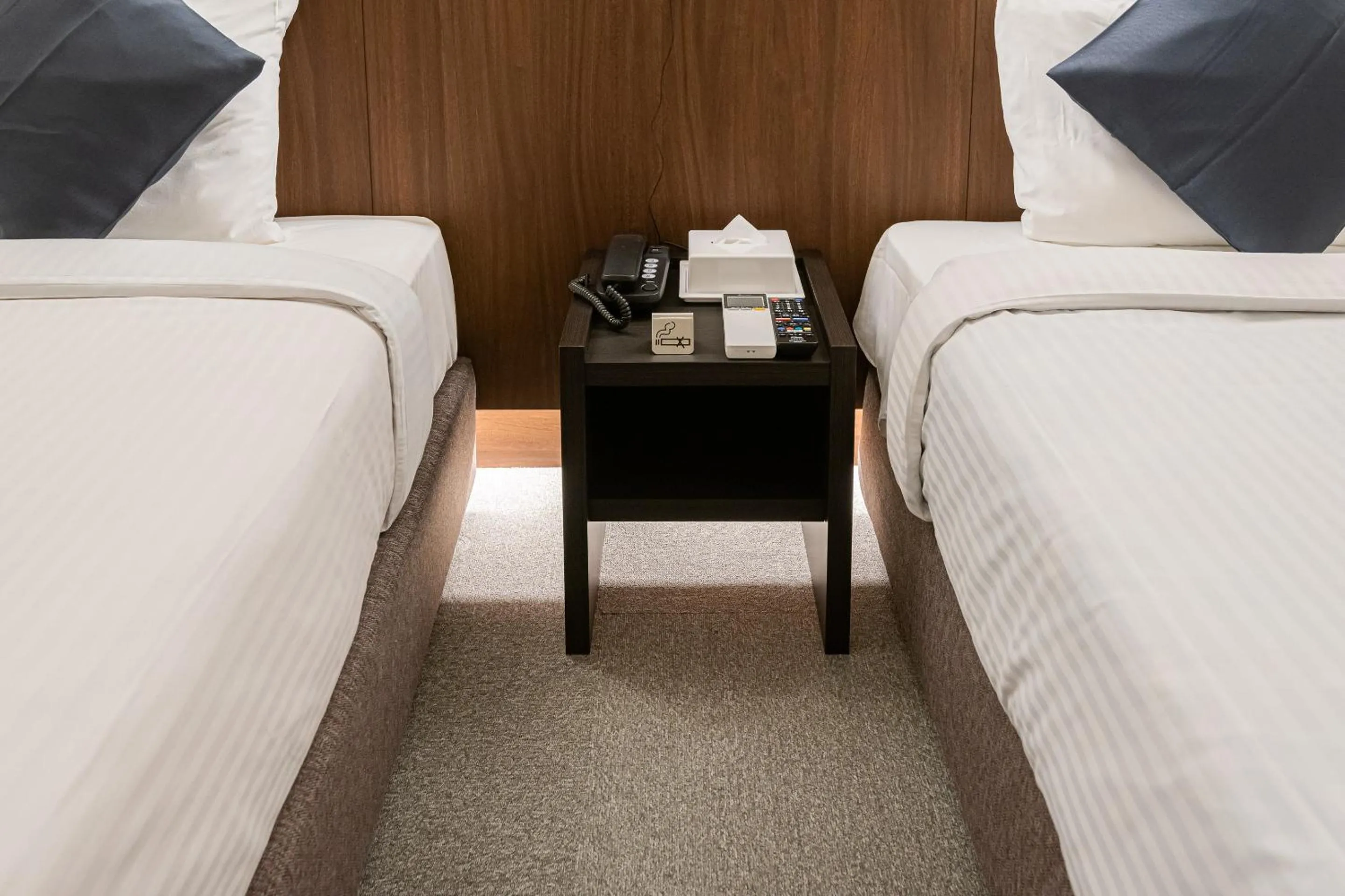 Bed in Seiei Hotel Kyoto Kawaramachi