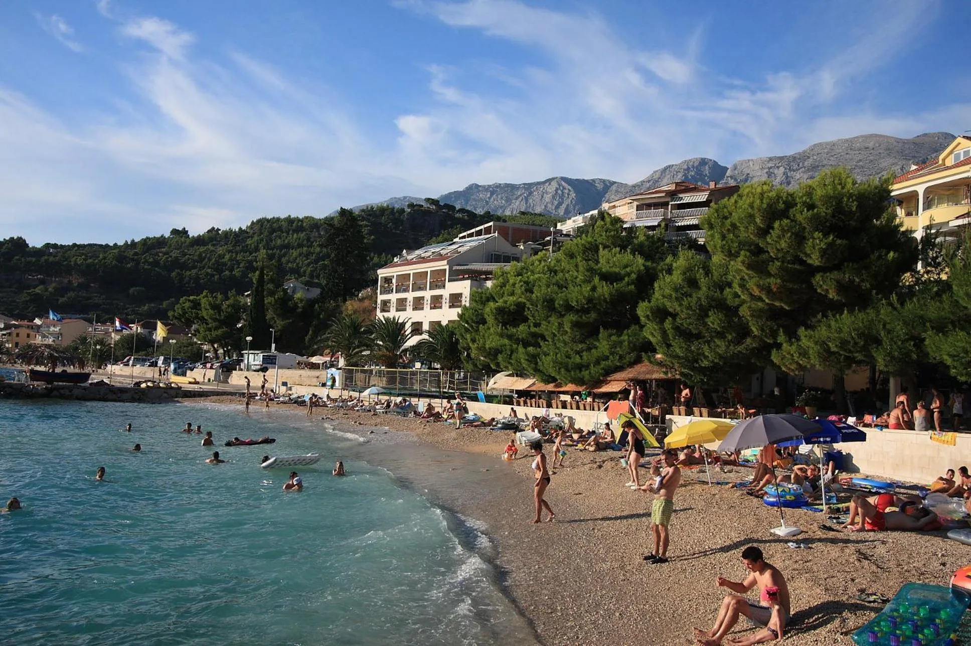 Beach in Aparthotel Natalia Podgora