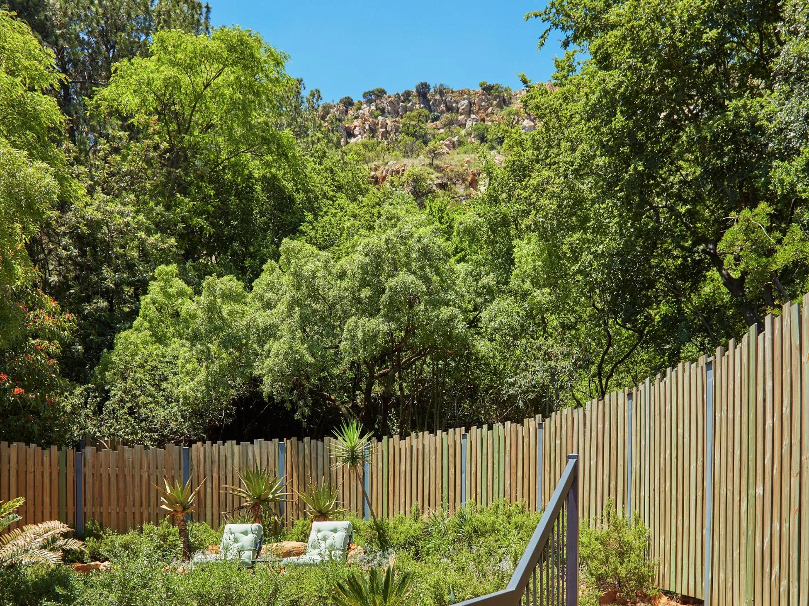 Garden in The Cliffside Boutique Getaway