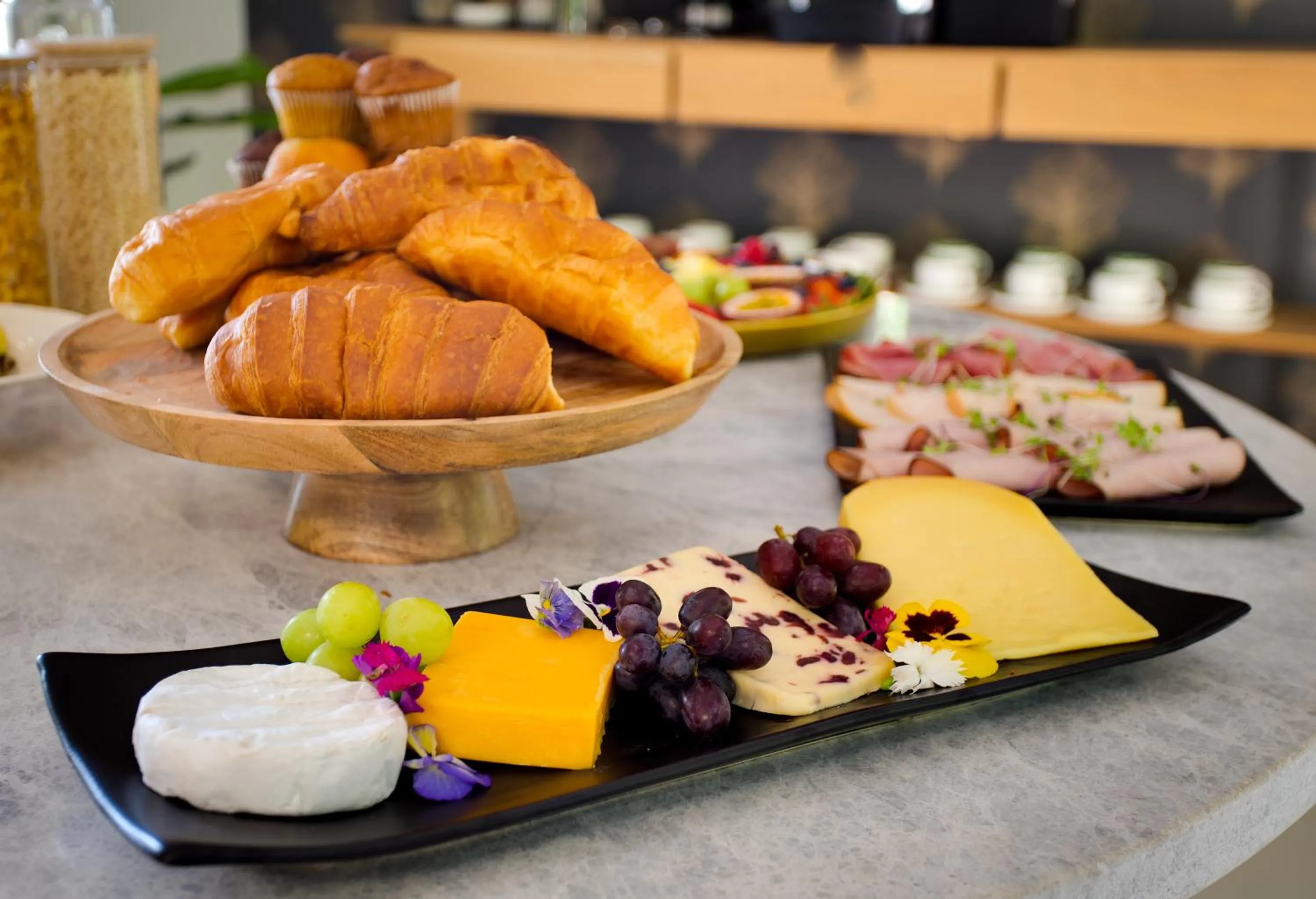 Breakfast in The Cliffside Boutique Getaway