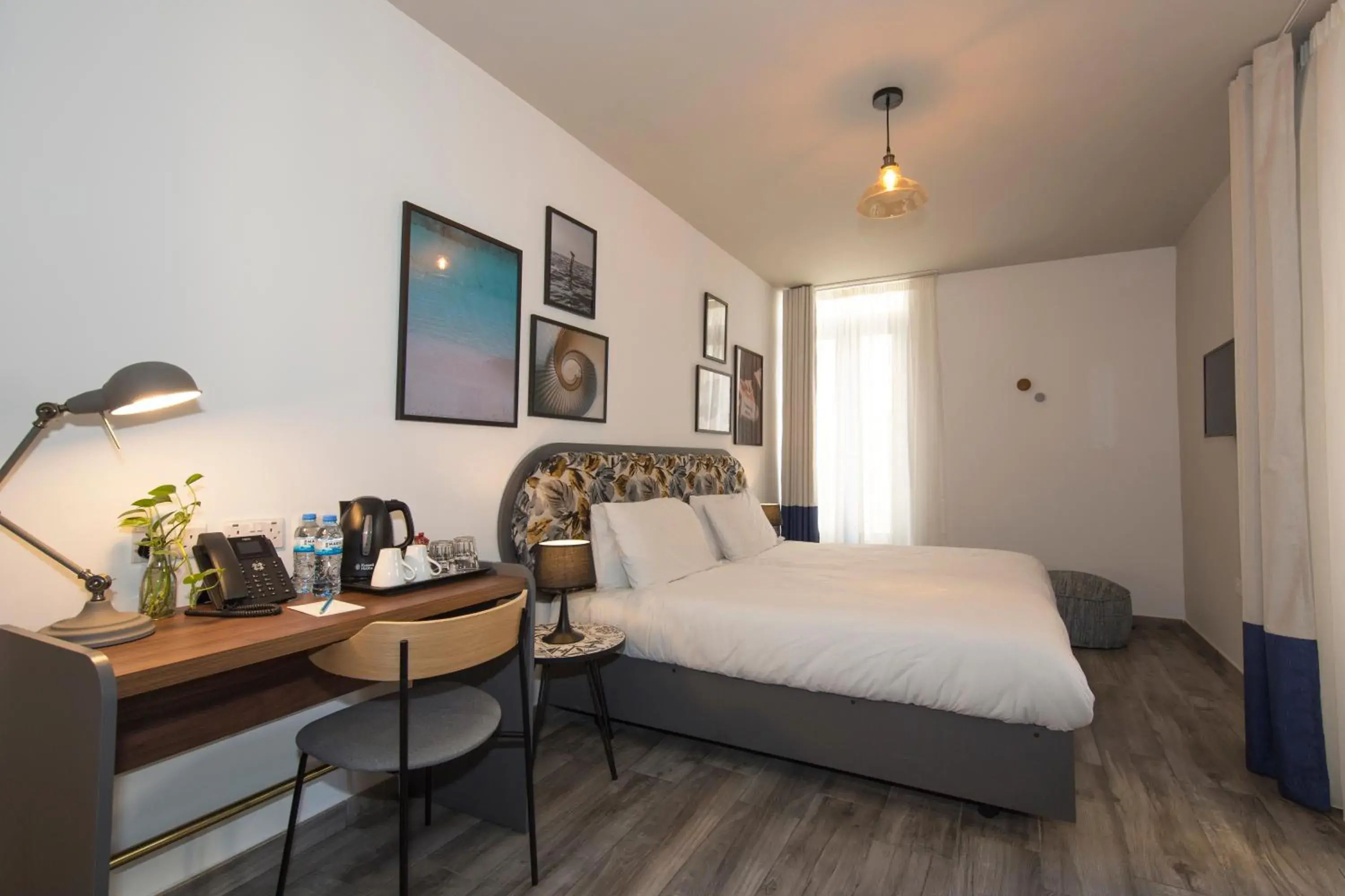 Photo of the whole room, Bed in Lady Todd Photo of the whole room, Bed in Lady Todd