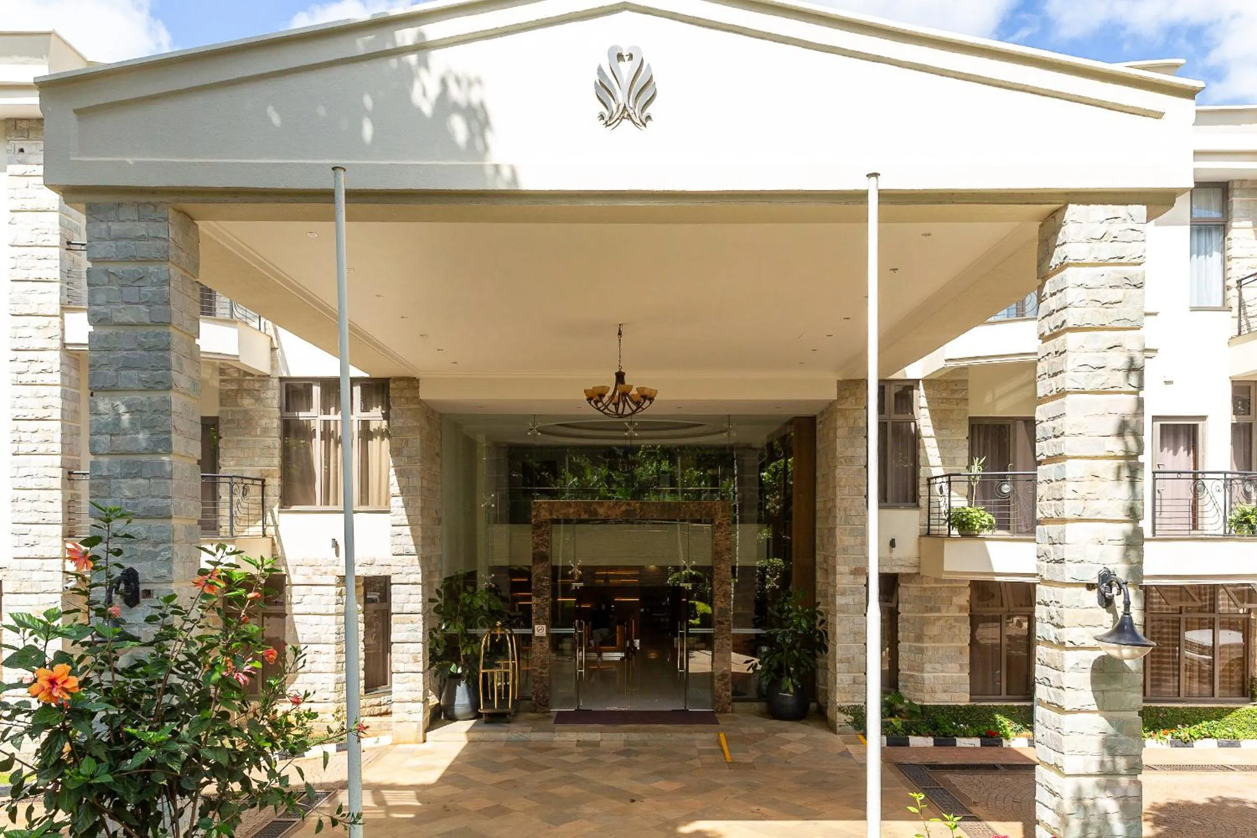 Facade/entrance in Alba Hotel Meru