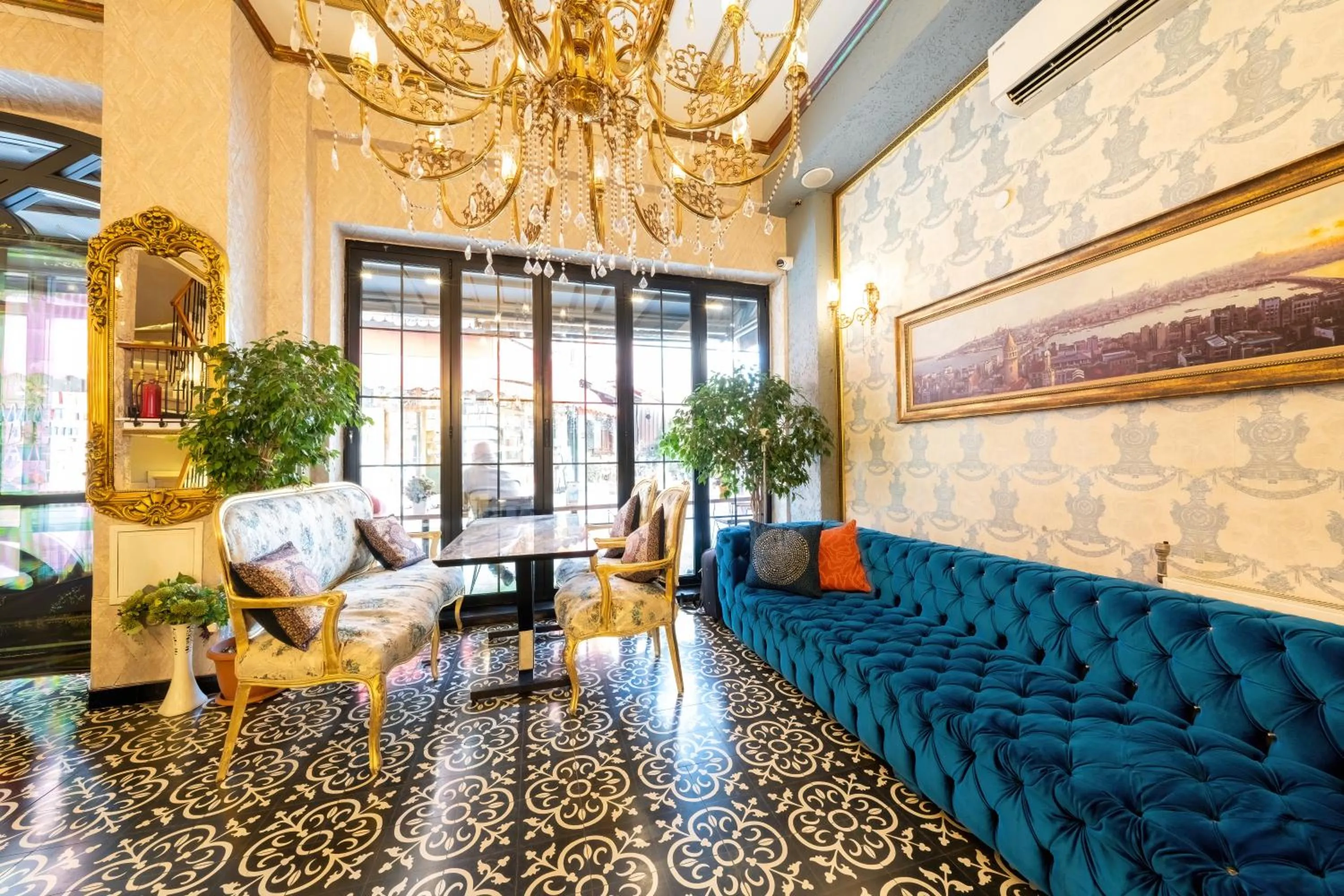 Seating area in Diamond Royal Hotel