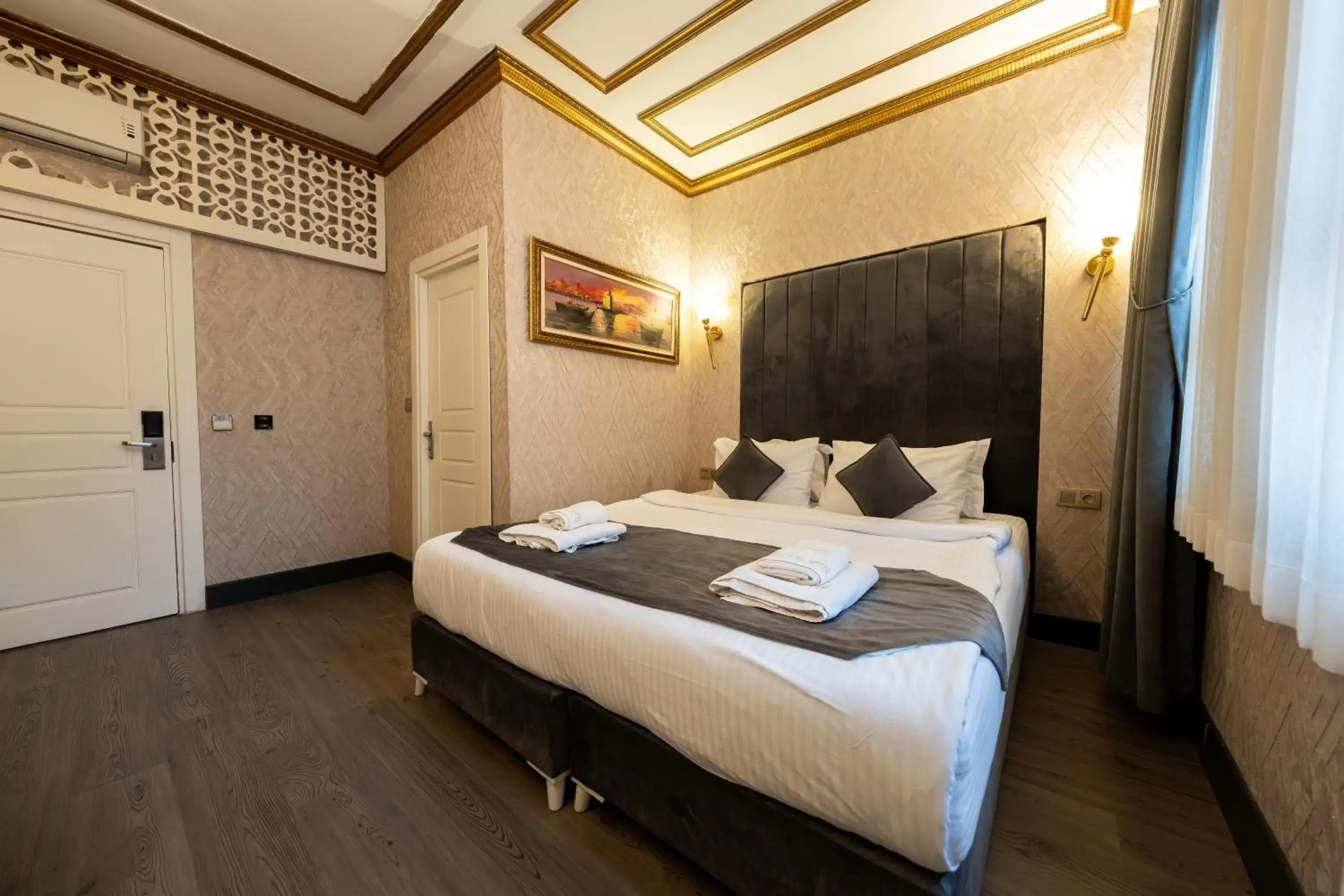 Bed in Diamond Royal Hotel Bed in Diamond Royal Hotel